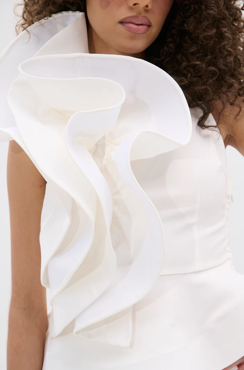JULIETTE EXAGERATD RUFFLE BLOUSE - Image 7