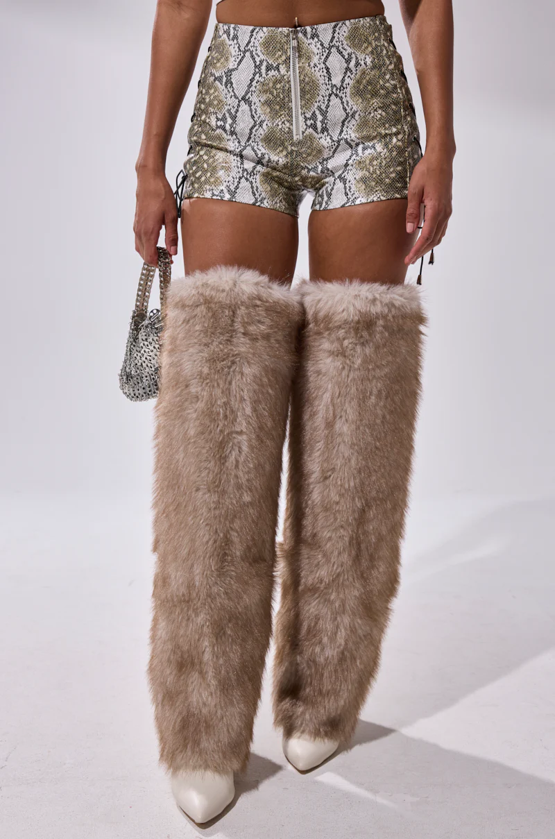 JUST HOT AND TALKING FAUX LEATHER SHORT WITH LACE UP - Image 3