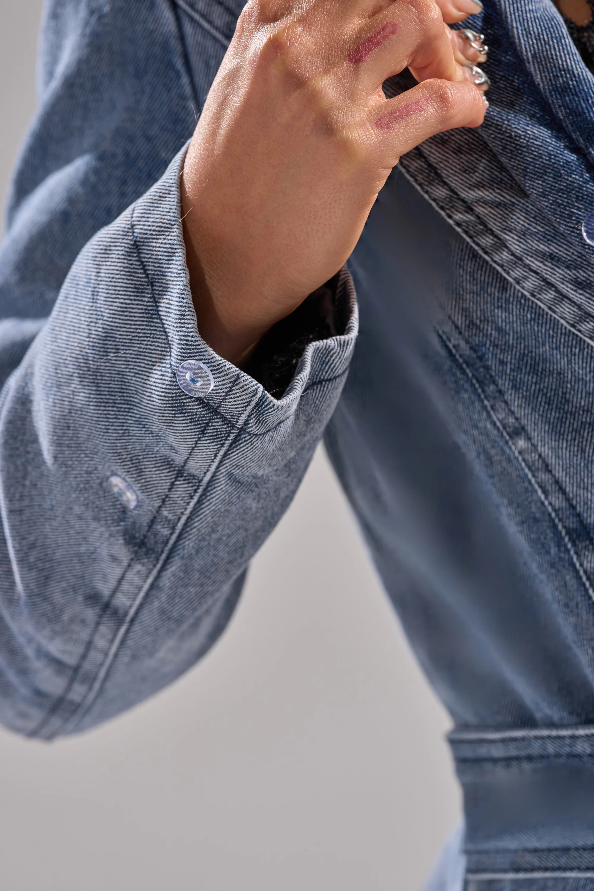 KAYA FUR TRIM DENIM TRENCH - Image 13