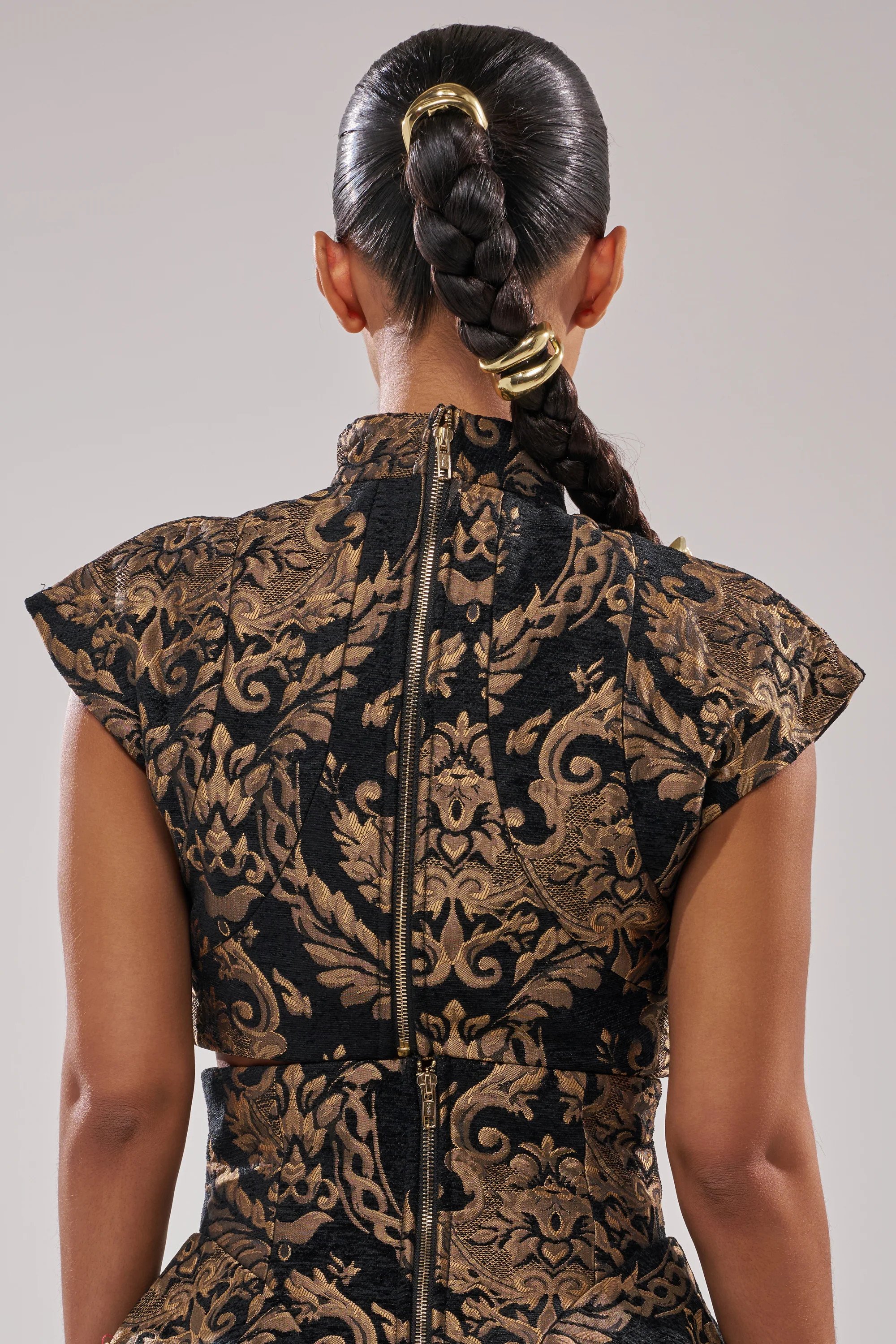 KAYLA BROCADE SLEEVELESS BLOUSE - Image 5