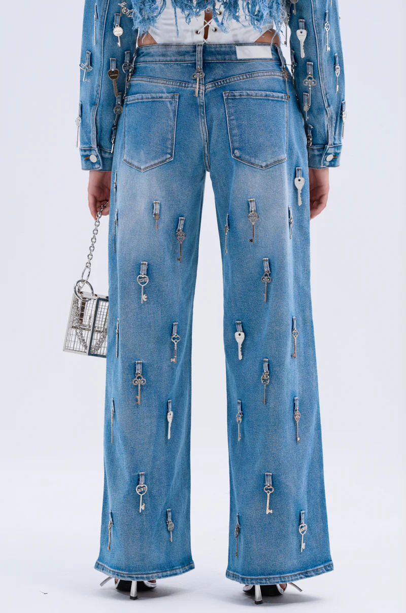 KEY TO THE CITY RELAXED FIT JEANS - Image 4