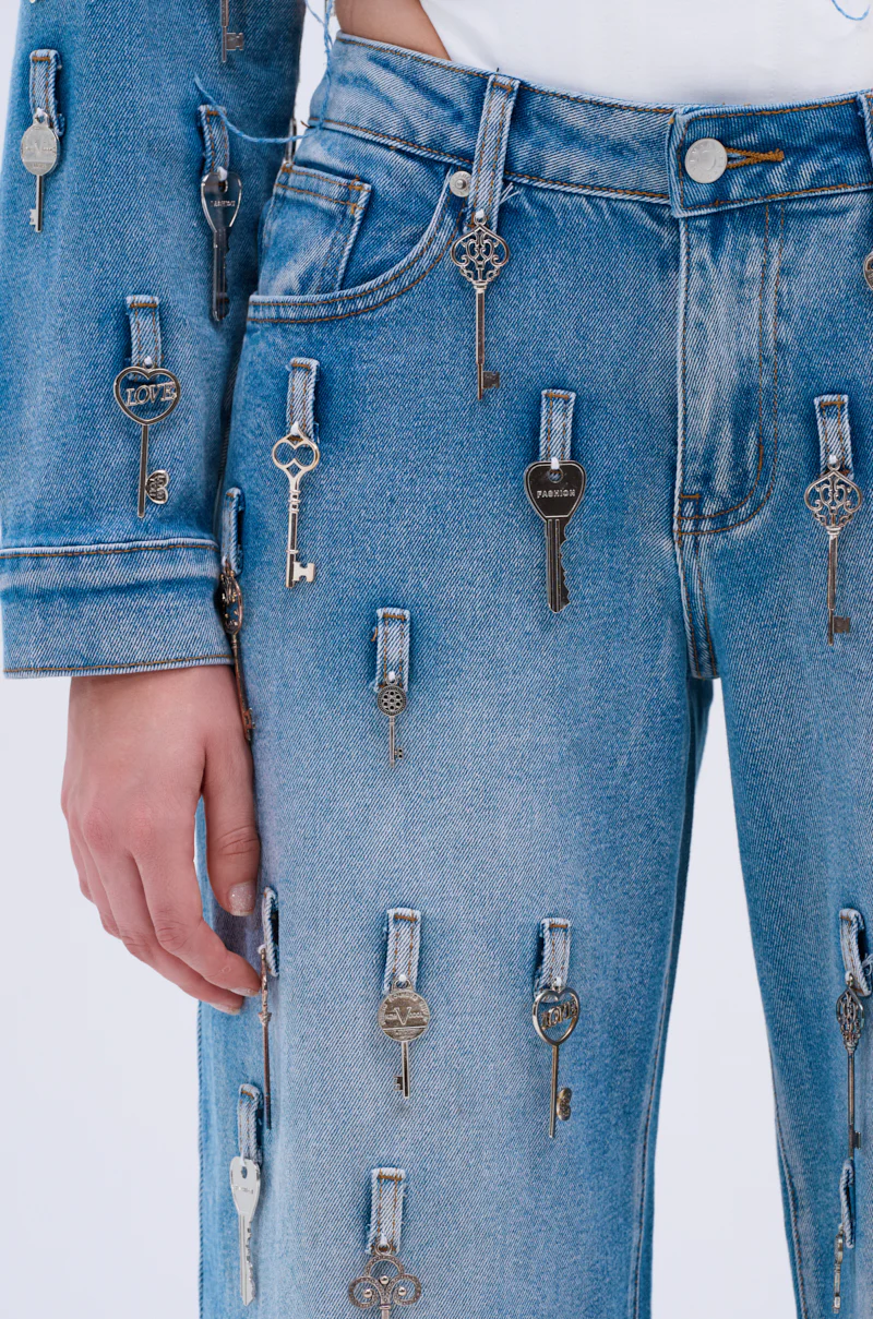 KEY TO THE CITY RELAXED FIT JEANS - Image 9