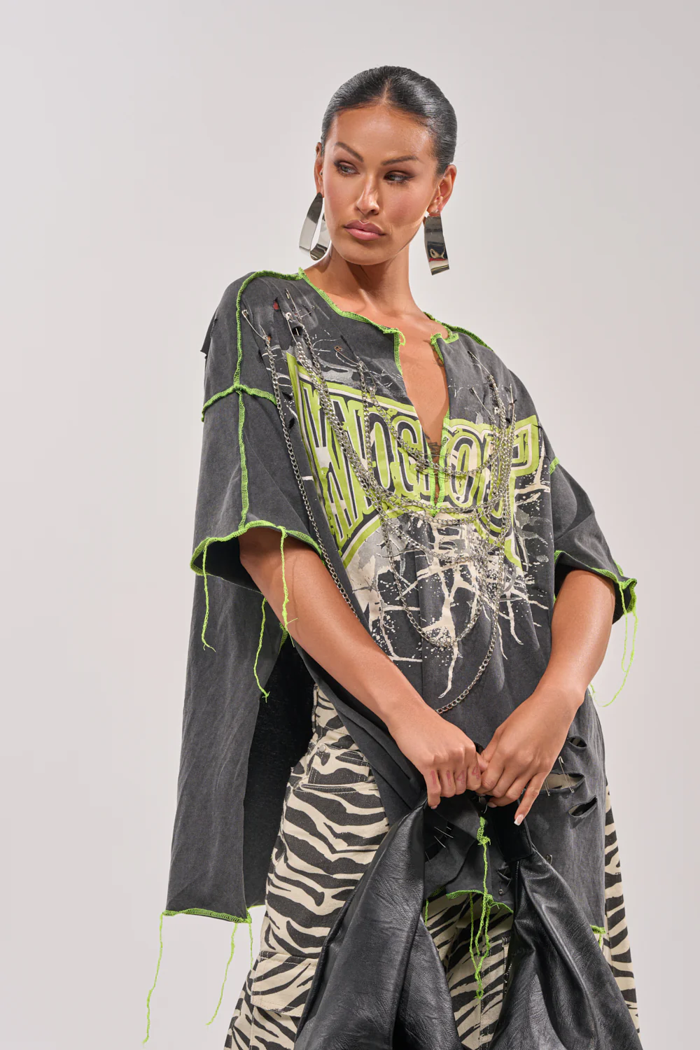 KNOCKOUT OVERSIZED TEE - Image 4
