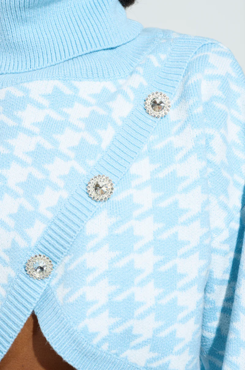 LALA HOUNDSTOOTH PRINT TURTLENECK SWEATER IN BLUE - Image 7