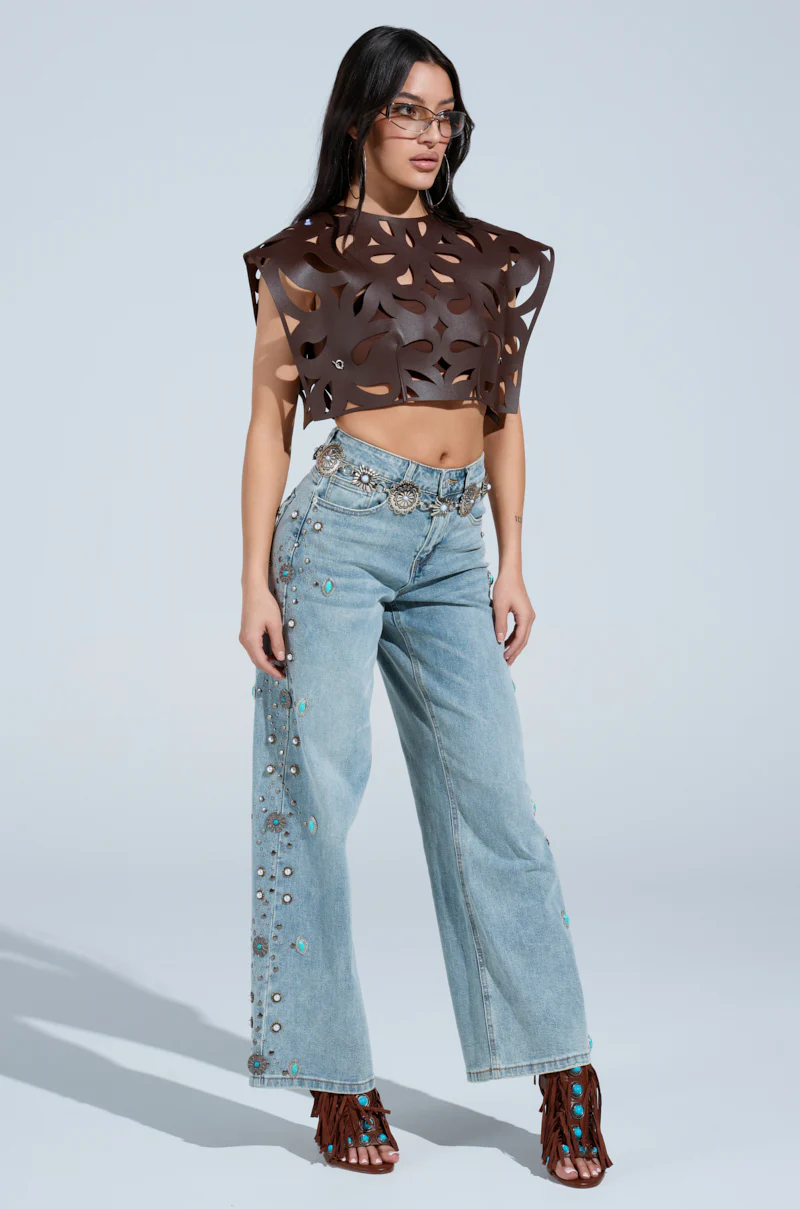 LAY LOW CUT OUT BLOUSE - Image 6