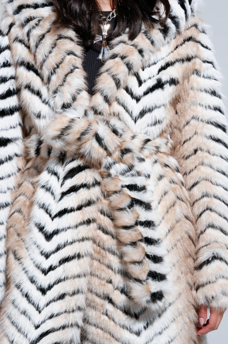 LOLA HOODED FAUX FUR JACKET - Image 10