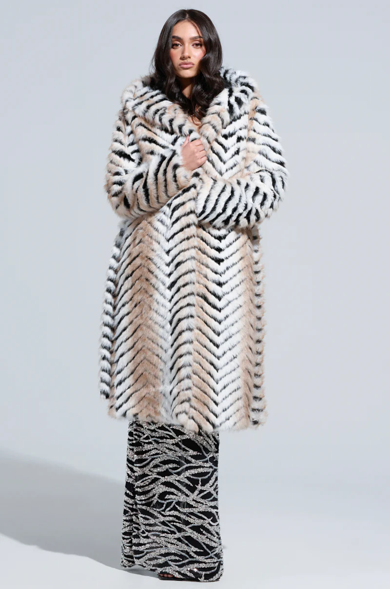 LOLA HOODED FAUX FUR JACKET - Image 4