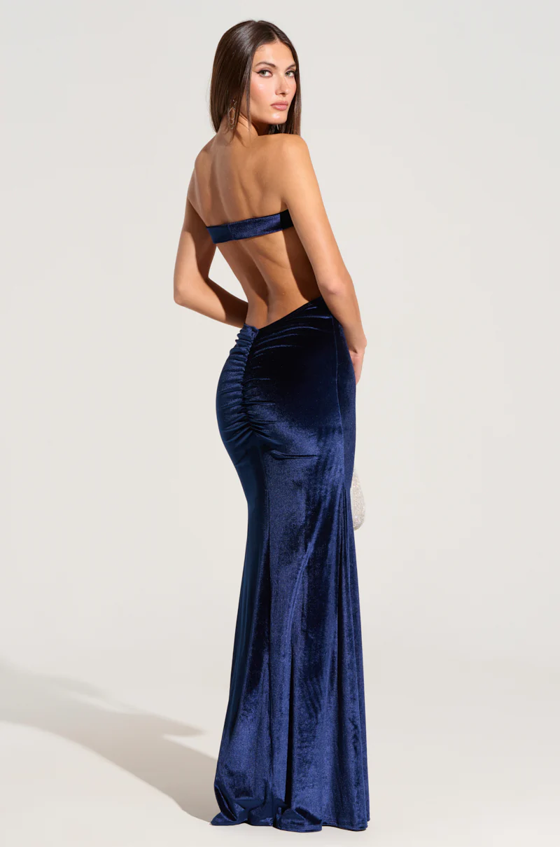 LOST YOUR CHANCE NAVY VELVET MAXI DRESS - Image 2