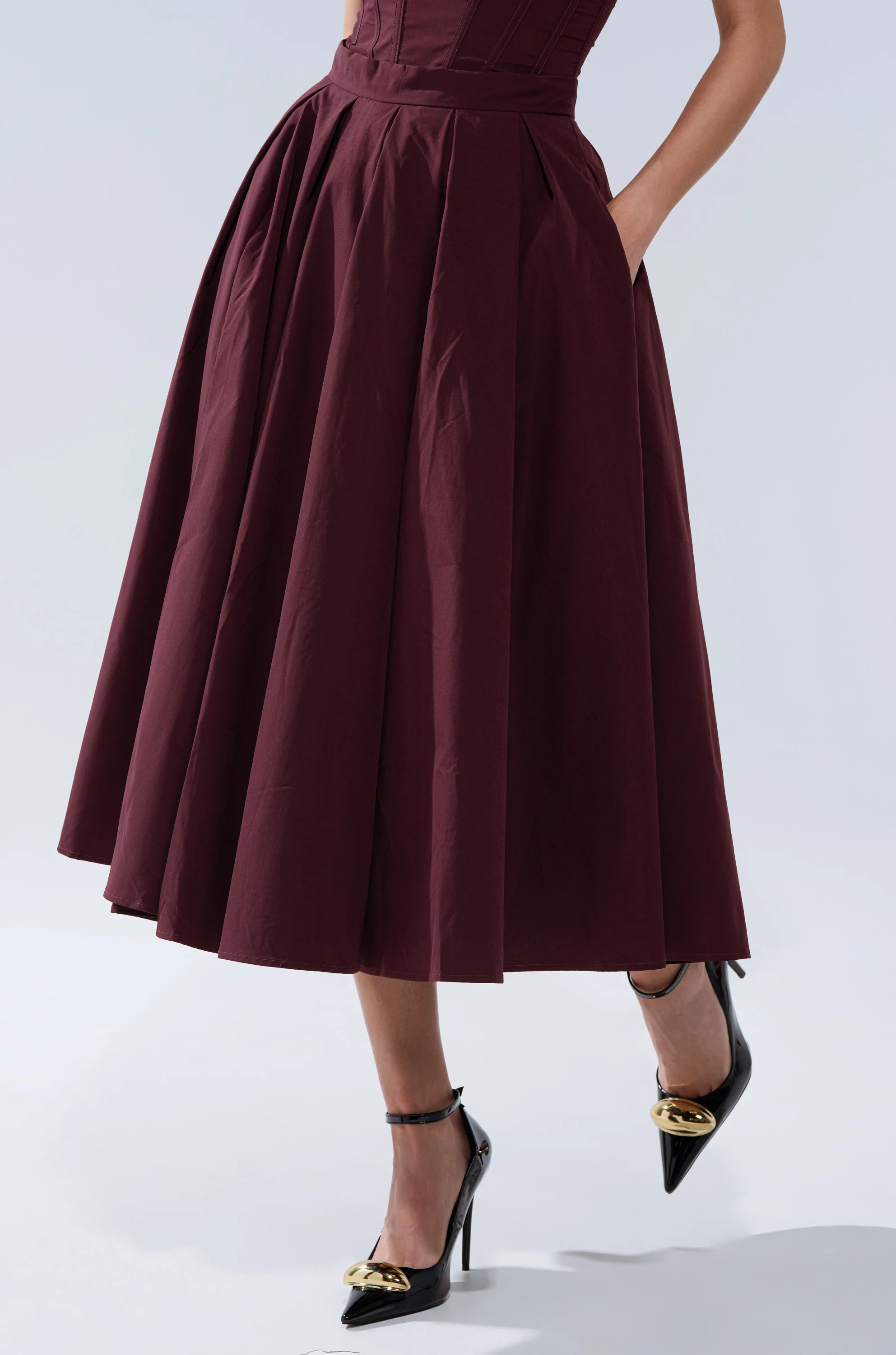 LOVE THIS FOR YOU MAXI SKIRT IN BROWN - Image 2