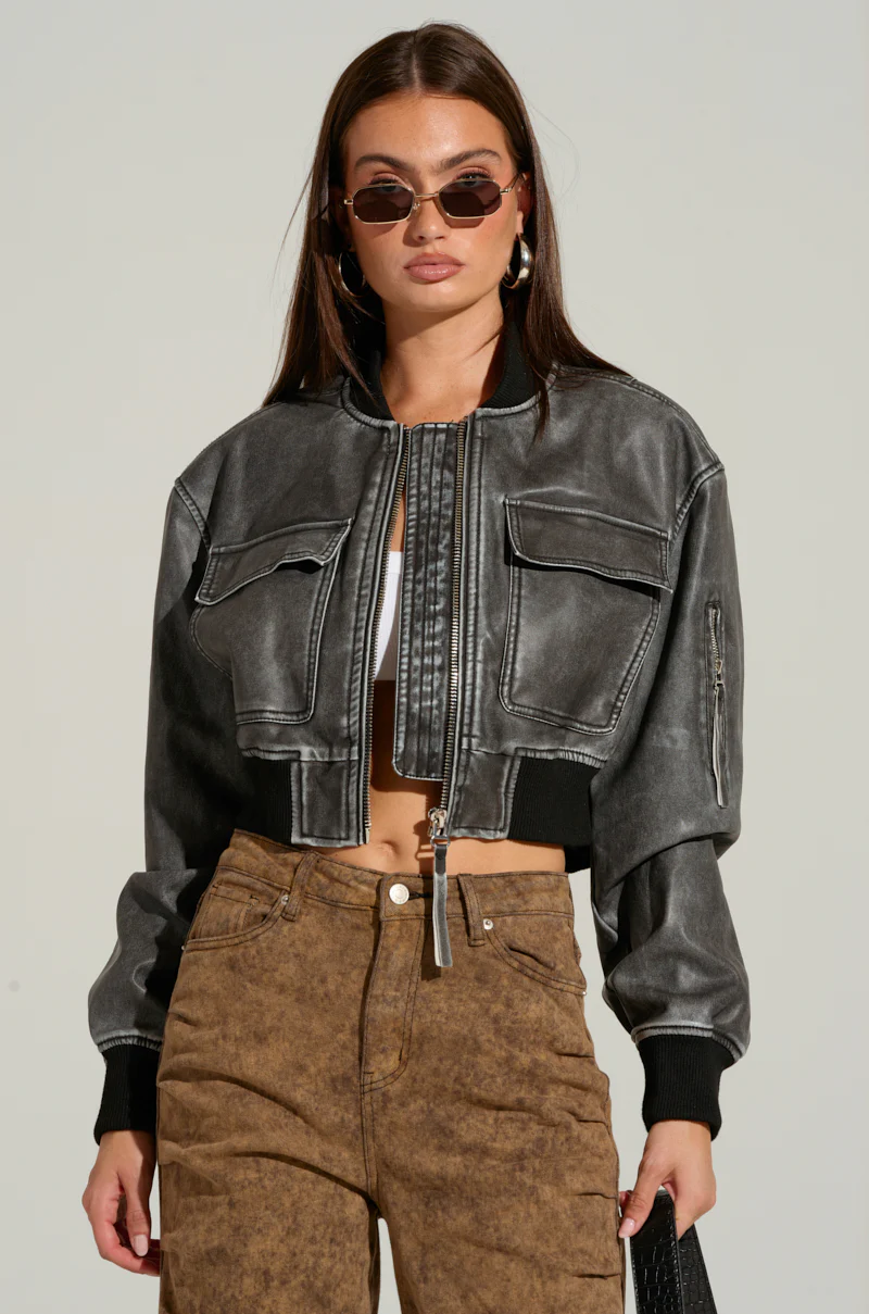 LUNAR MINERAL WASH BOMBER - Image 2
