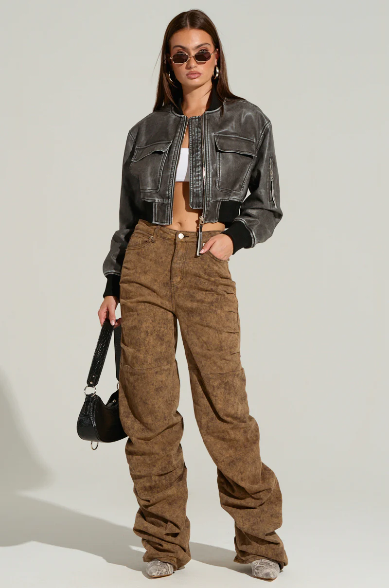 LUNAR MINERAL WASH BOMBER - Image 6
