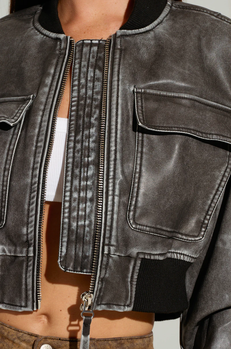 LUNAR MINERAL WASH BOMBER - Image 9
