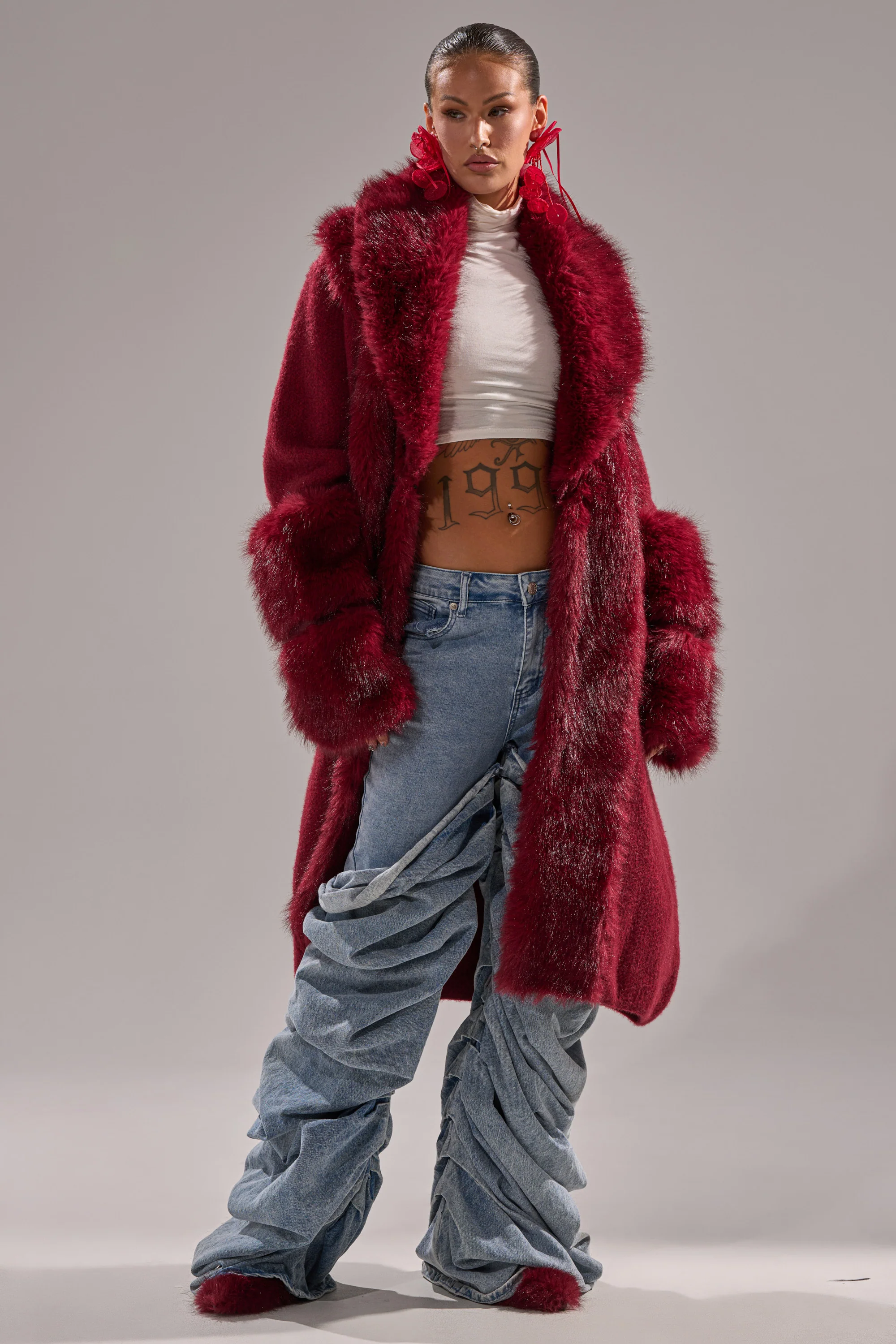 LUXE LIFE FUR CARDIGAN IN BURGUNDY - Image 9