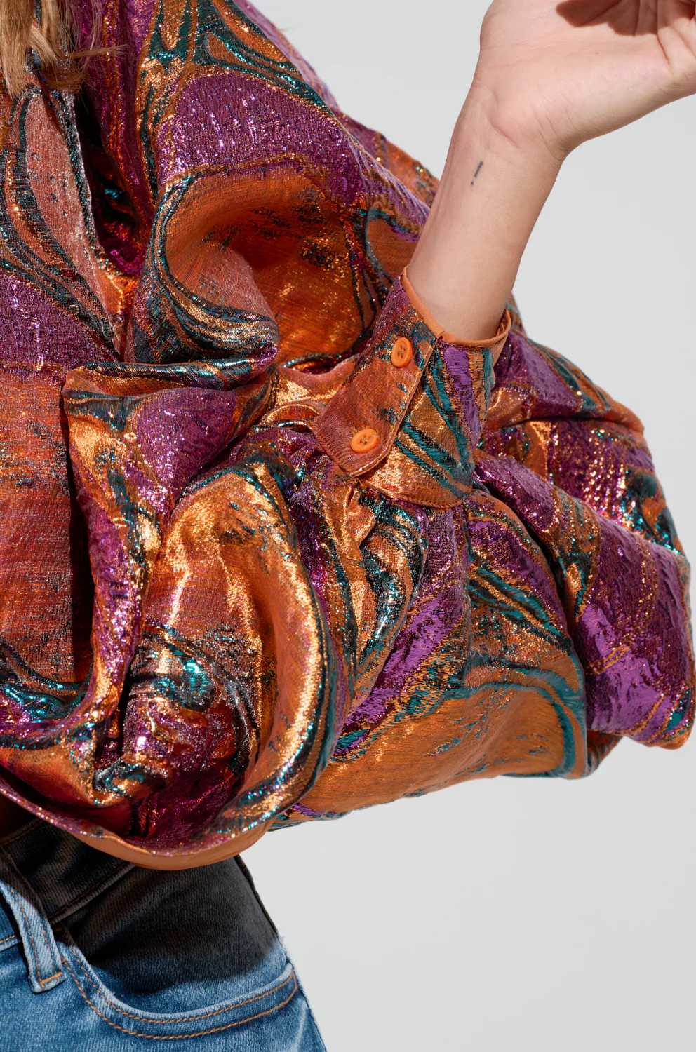 LUXURIOUS TENDENCIES BROCADE LONG SLEEVE PUFF BLOUSE - Image 6
