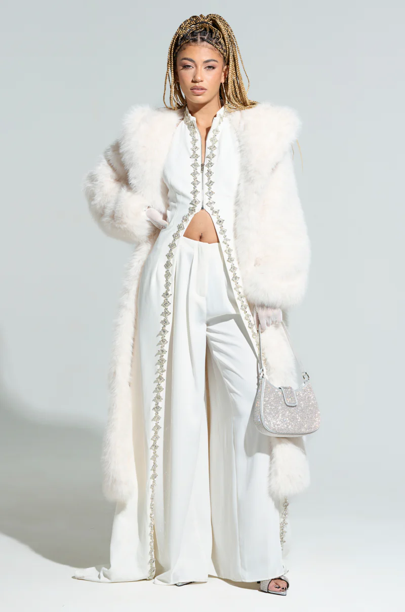 MANCHESTER HOODED FAUX FUR IN IVORY - Image 4
