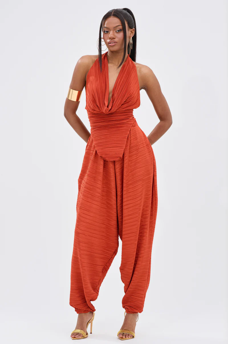 MAYAH WIDE LEG PLISSE PANT IN RED - Image 5