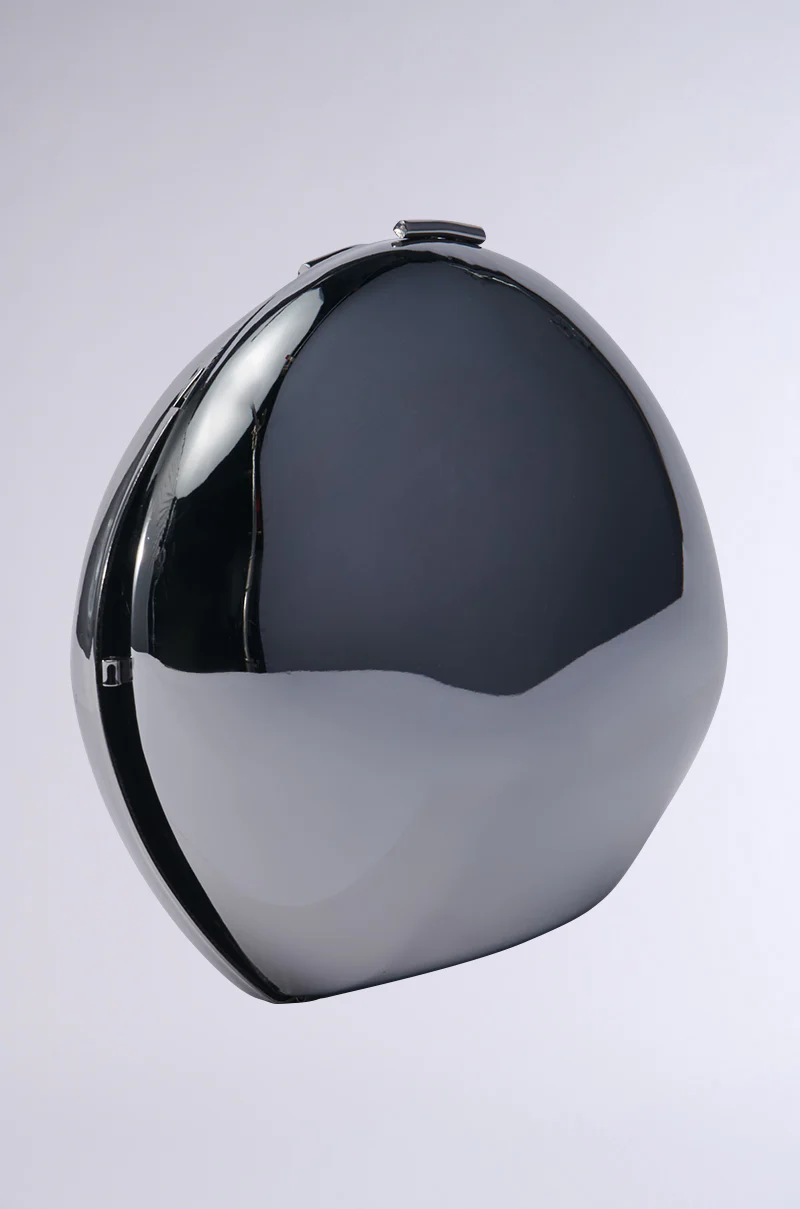 MIDNIGHT DREAMIN METAL CLUTCH - Image 3