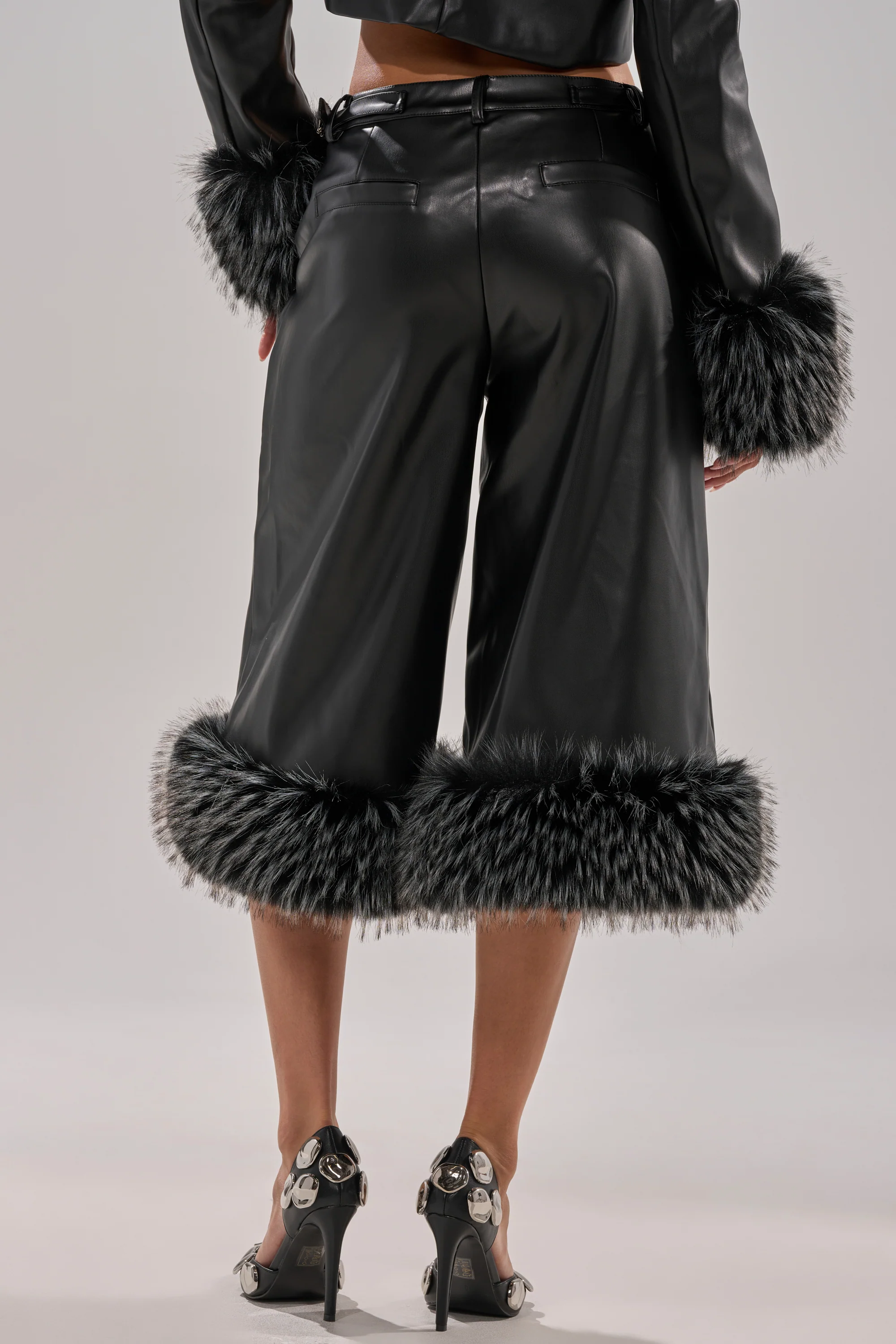 MIND YOUR OWN FUR TRIM BERMUDA SHORTS - Image 13