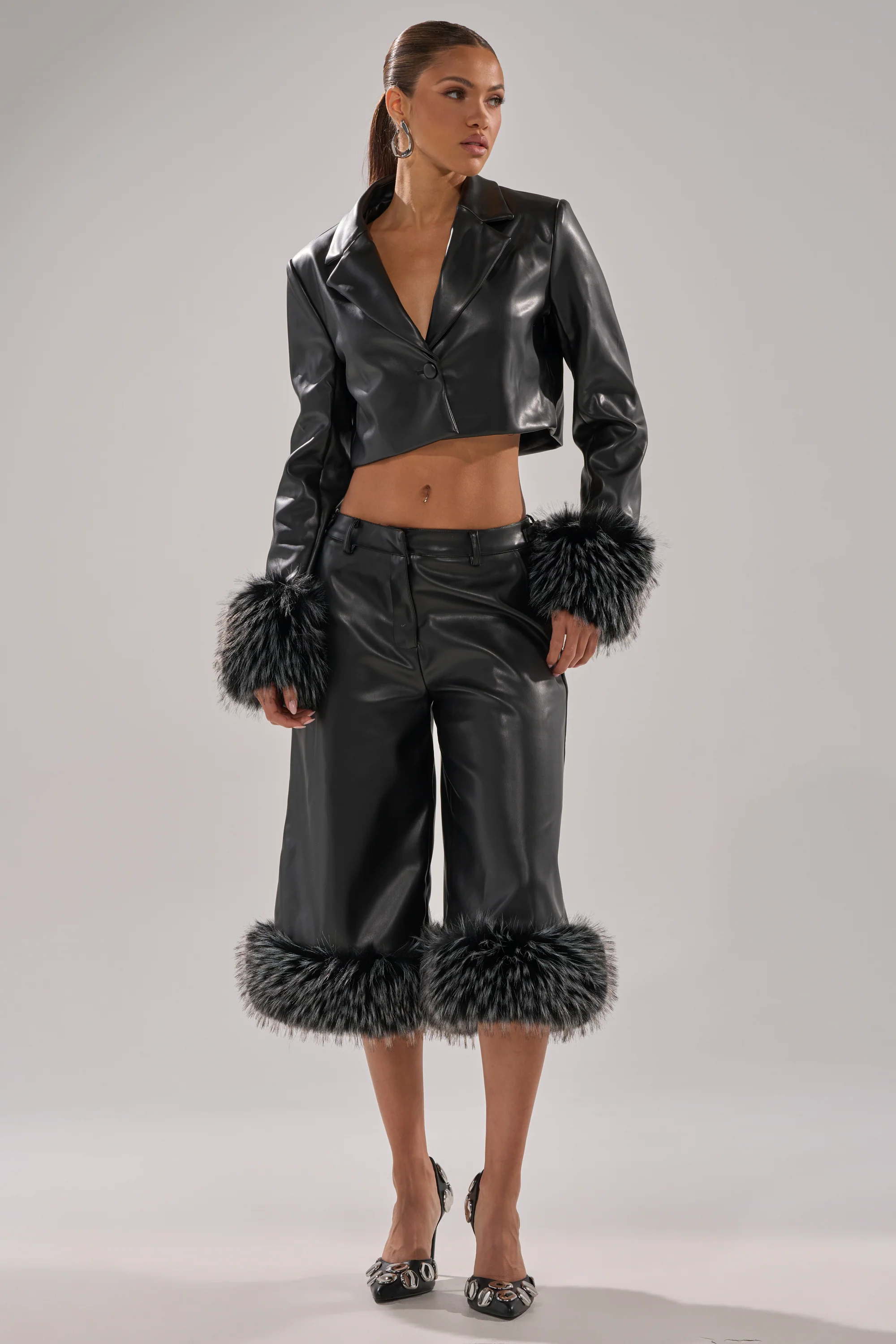 MIND YOUR OWN FUR TRIM BERMUDA SHORTS - Image 14