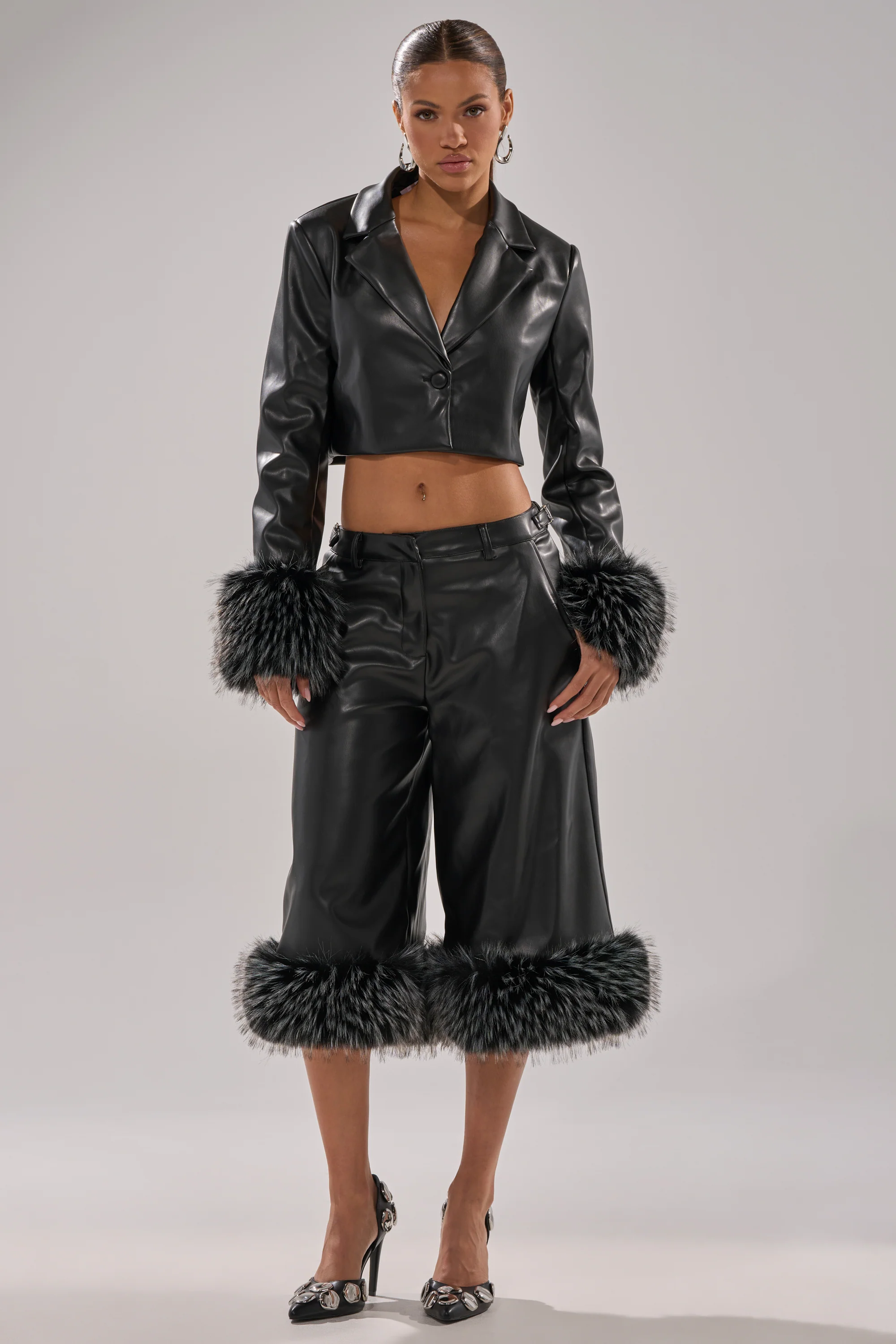 MIND YOUR OWN FUR TRIM BERMUDA SHORTS - Image 7