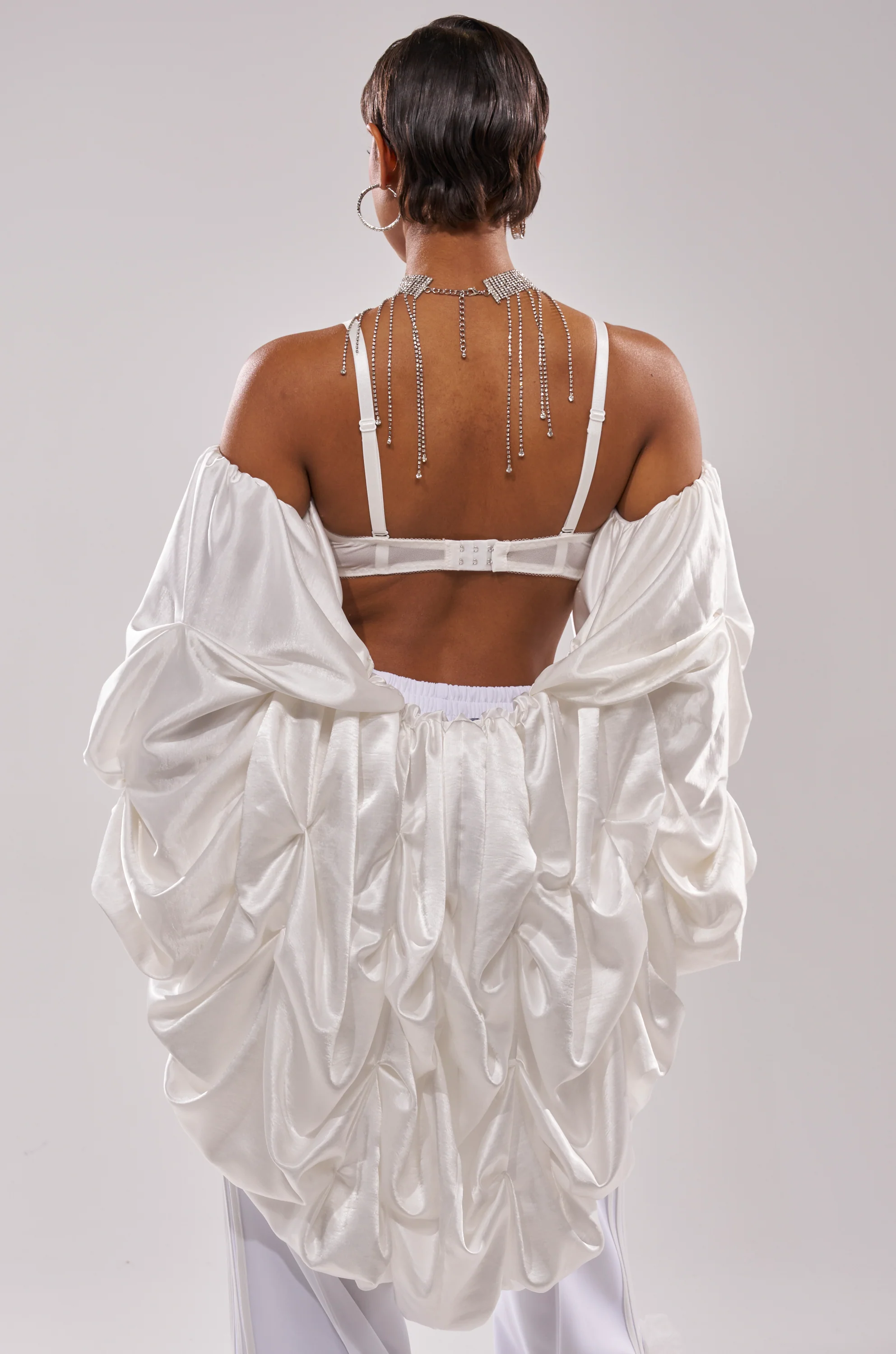 MORE THAN ENOUGH SATIN SHRUG IN WHITE - Image 4