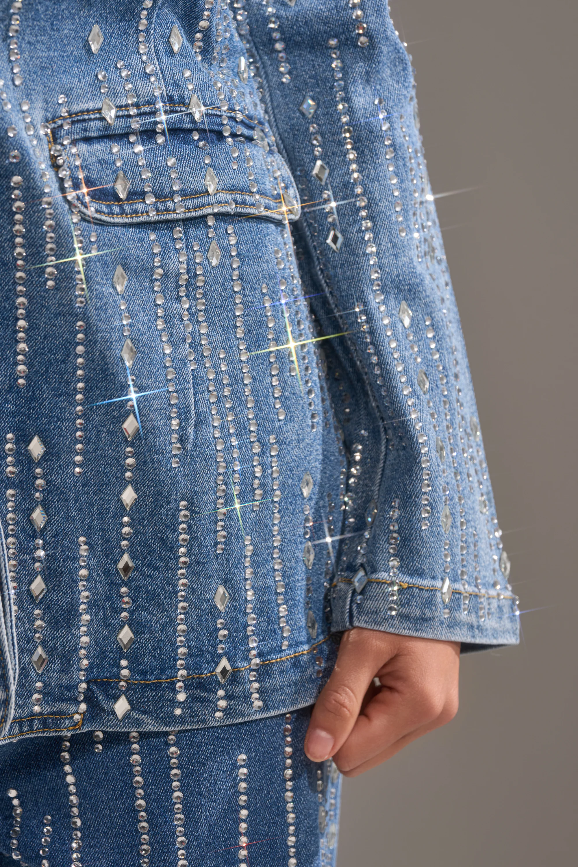 NEVER COME DOWN RHINESTONE DENIM BLAZER - Image 7
