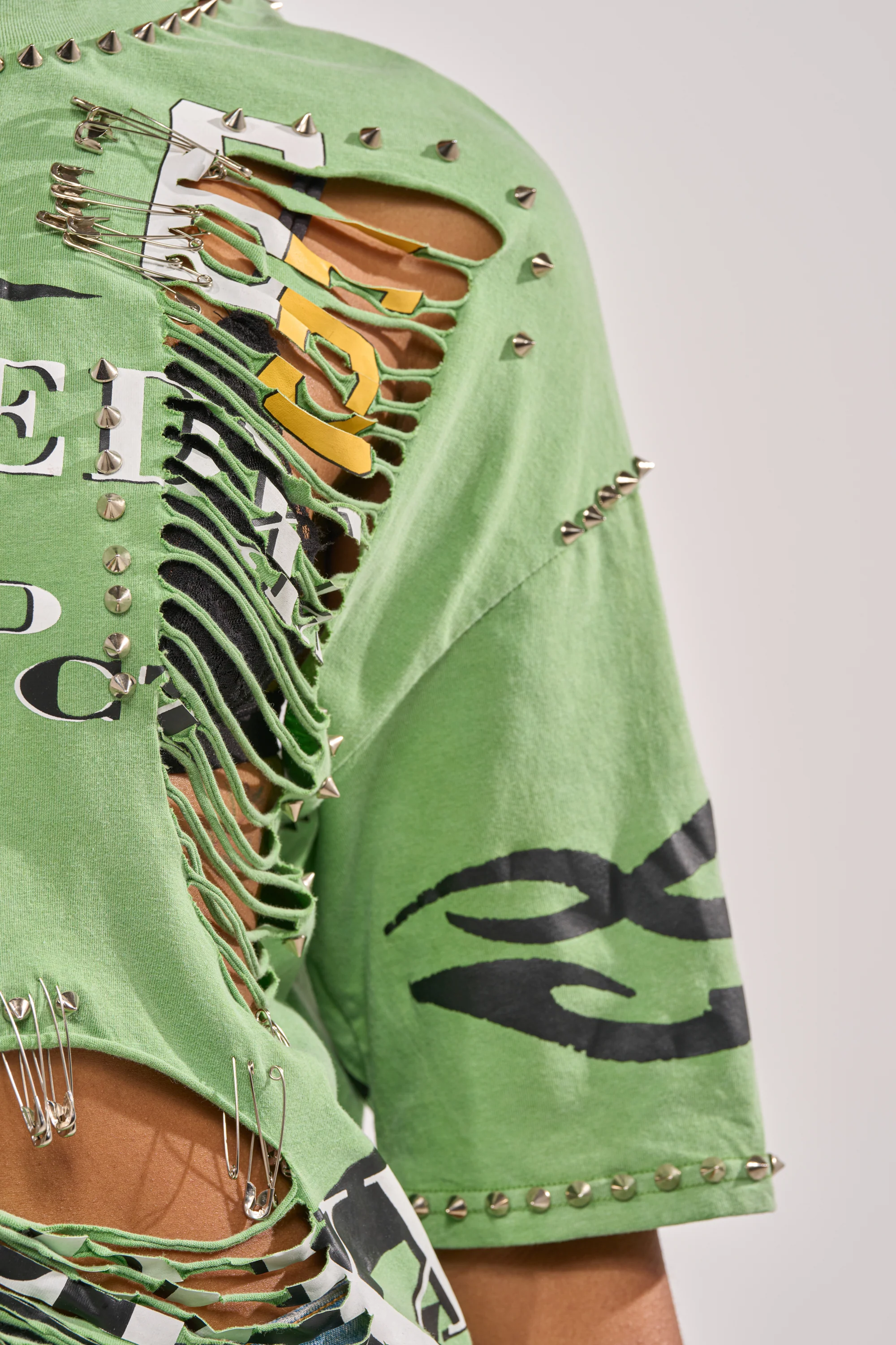 NEVER TOO MUCH DISTRESSED OVERSIZED TEE - Image 10