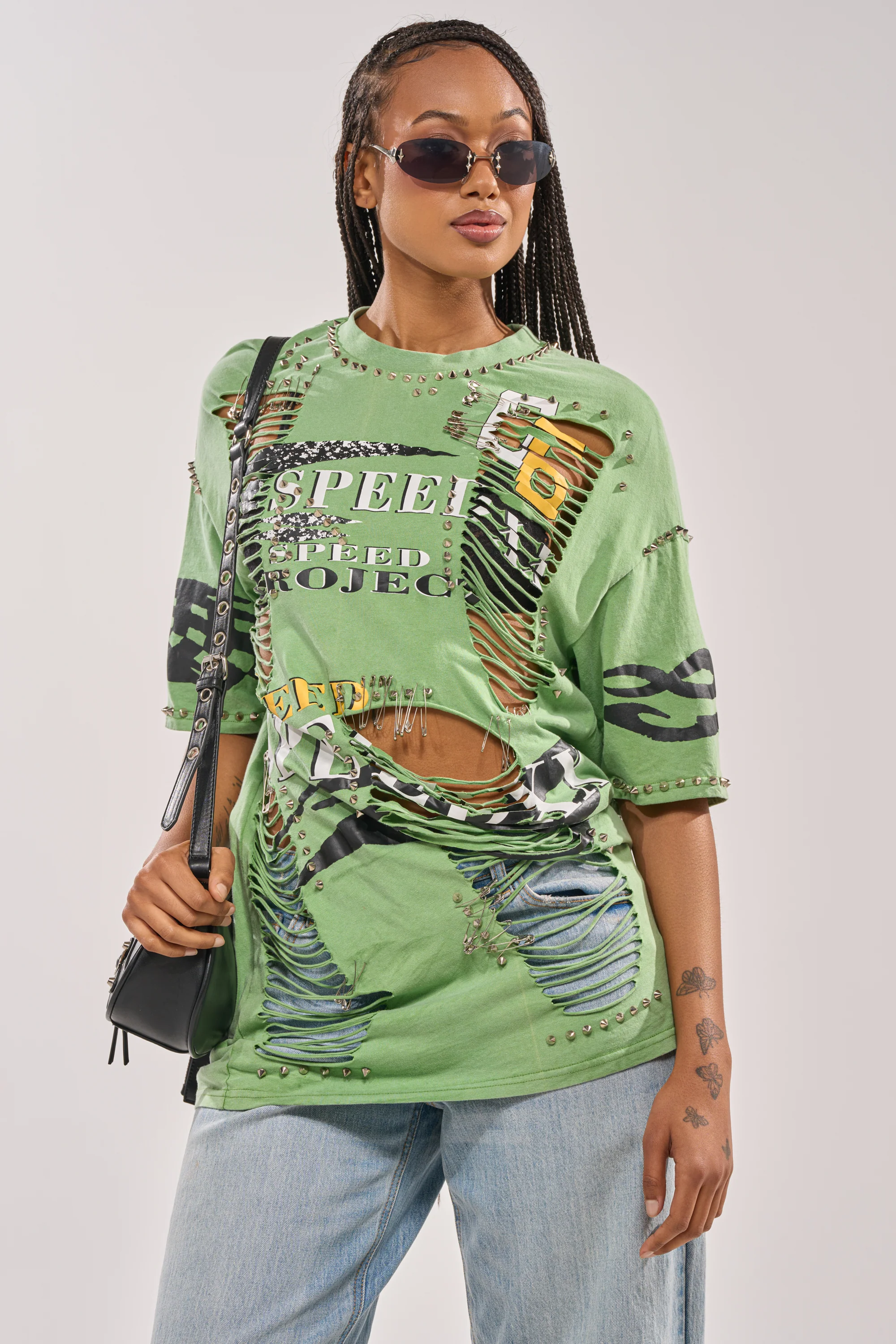 NEVER TOO MUCH DISTRESSED OVERSIZED TEE - Image 3