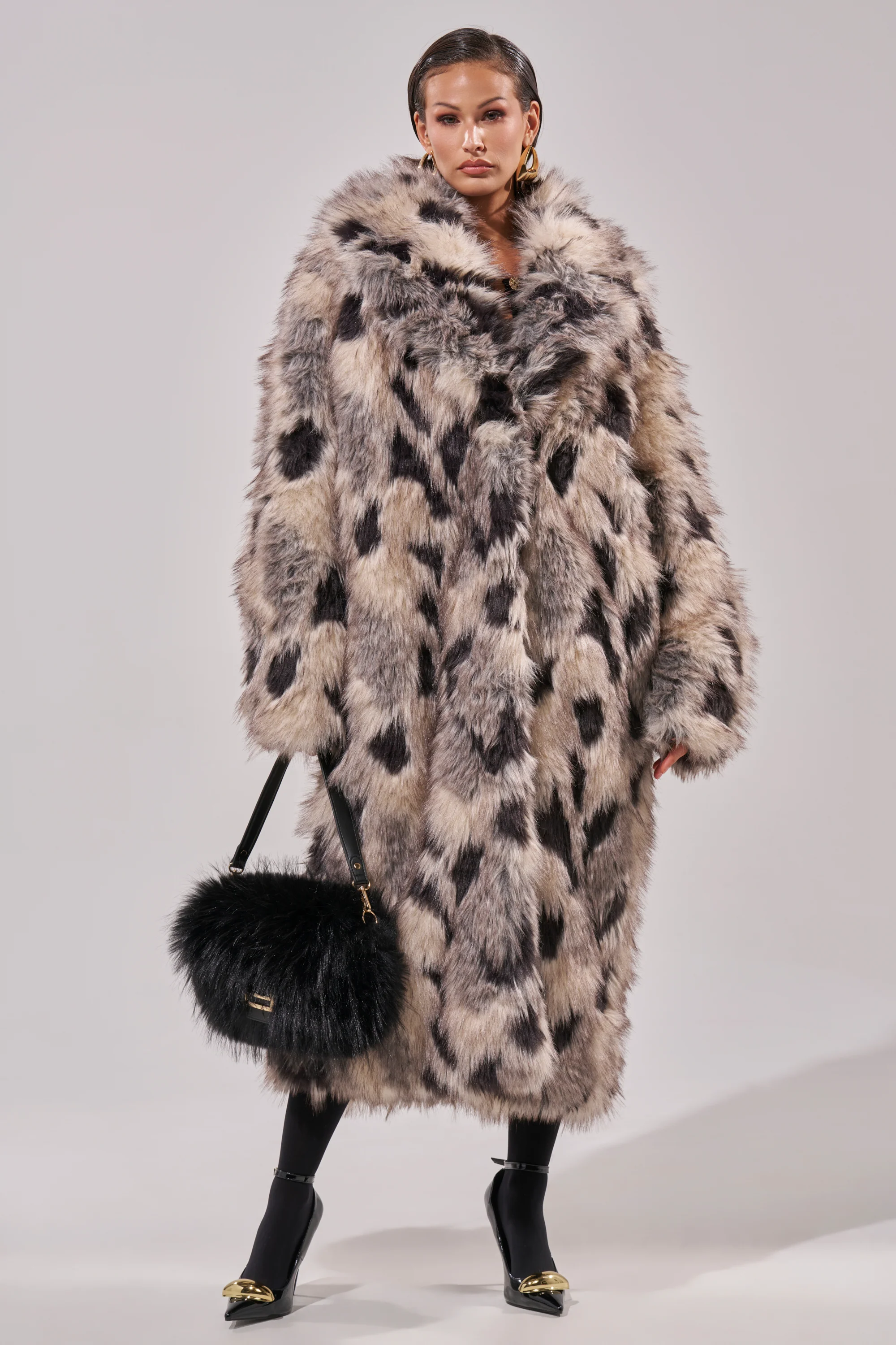 NEW AUSTIN FAUX FUR COAT - Image 5