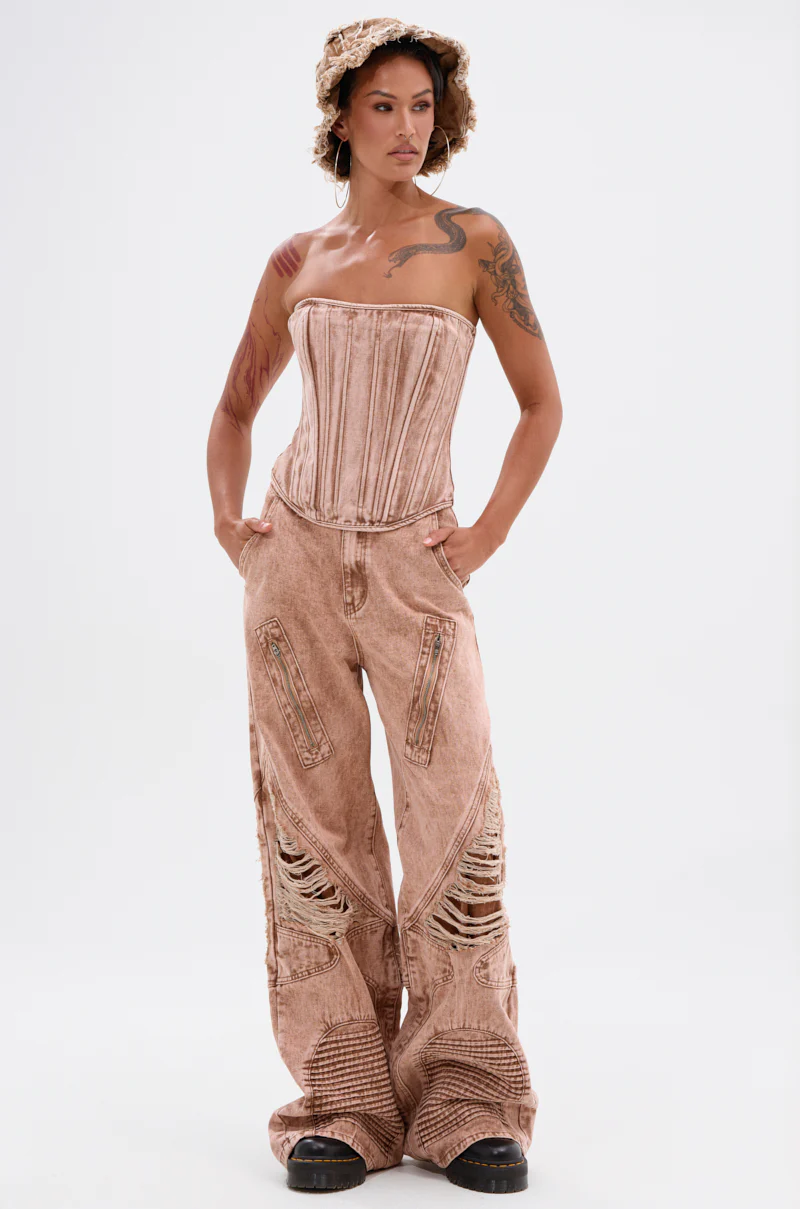 NEW ITEM DISTRESSED DENIM JEAN
