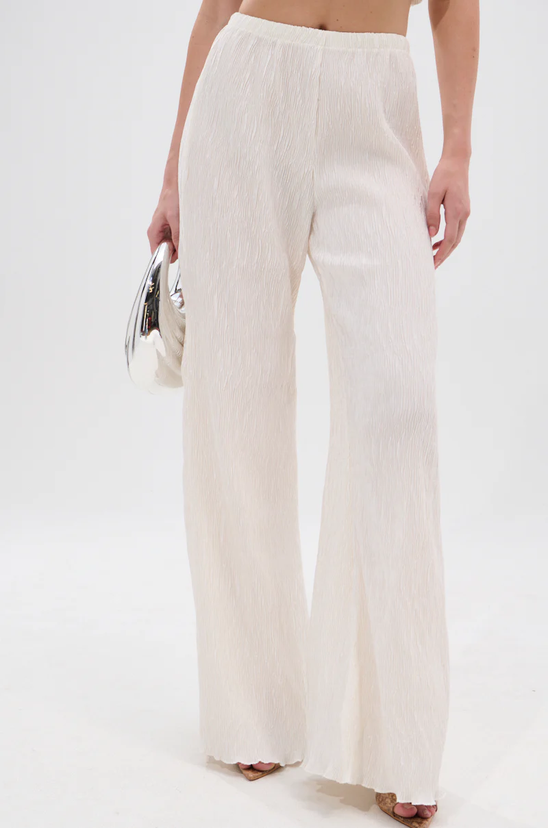OLIVIA PLISSE PANT IN WHITE - Image 3