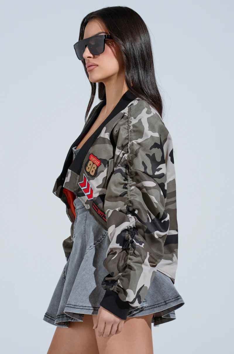 ON THE RUN CAMO SHRUG - Image 4