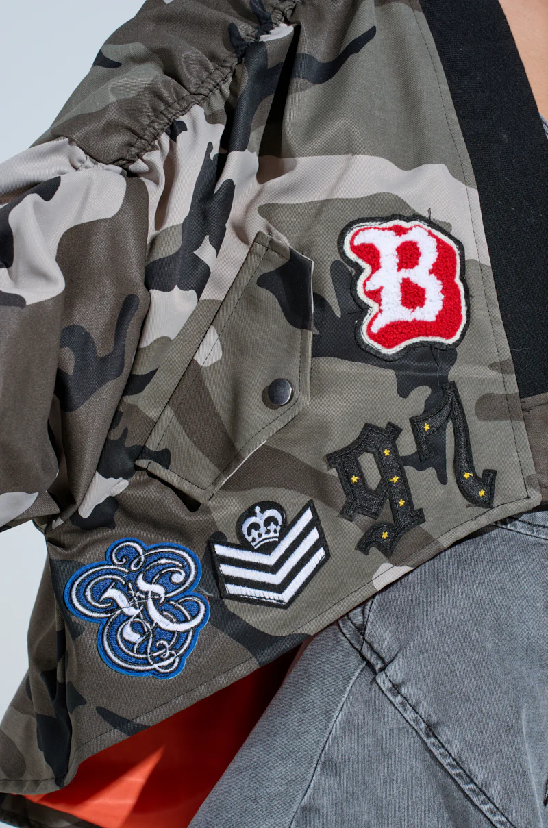 ON THE RUN CAMO SHRUG - Image 7