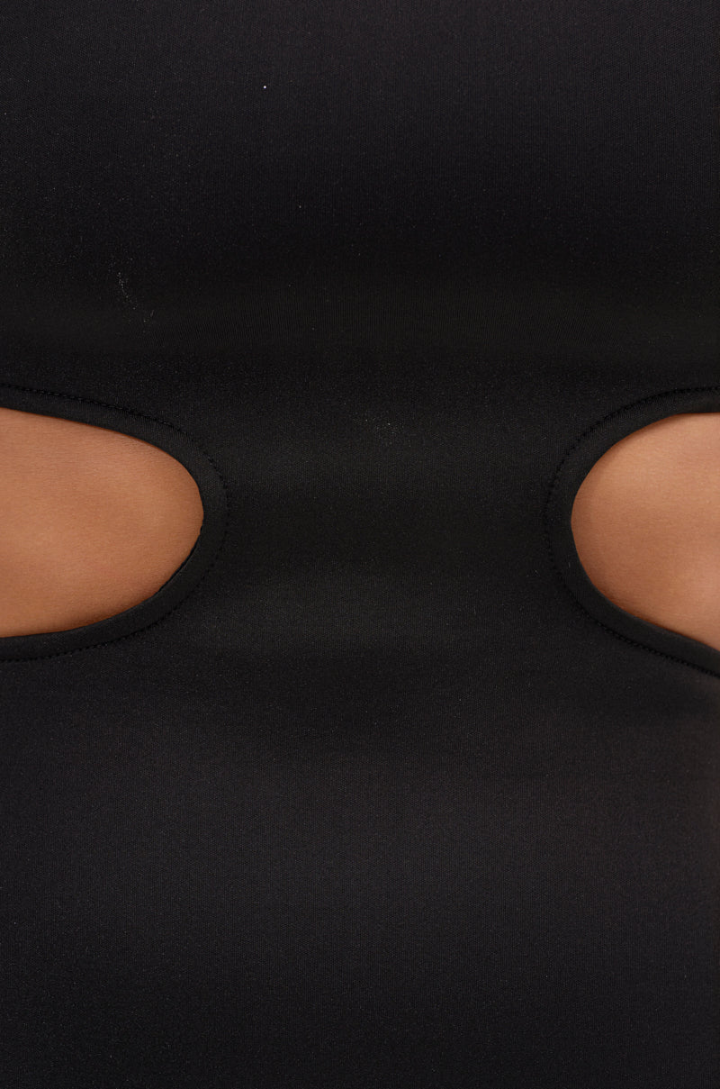 ONE OF ONE ABSTRACT MIDI DRESS - Image 7