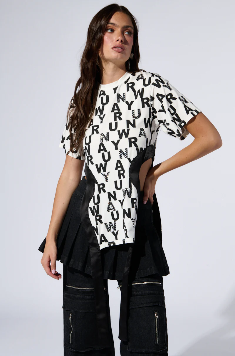 OVERSIZED RUNWAY TEE - Image 3