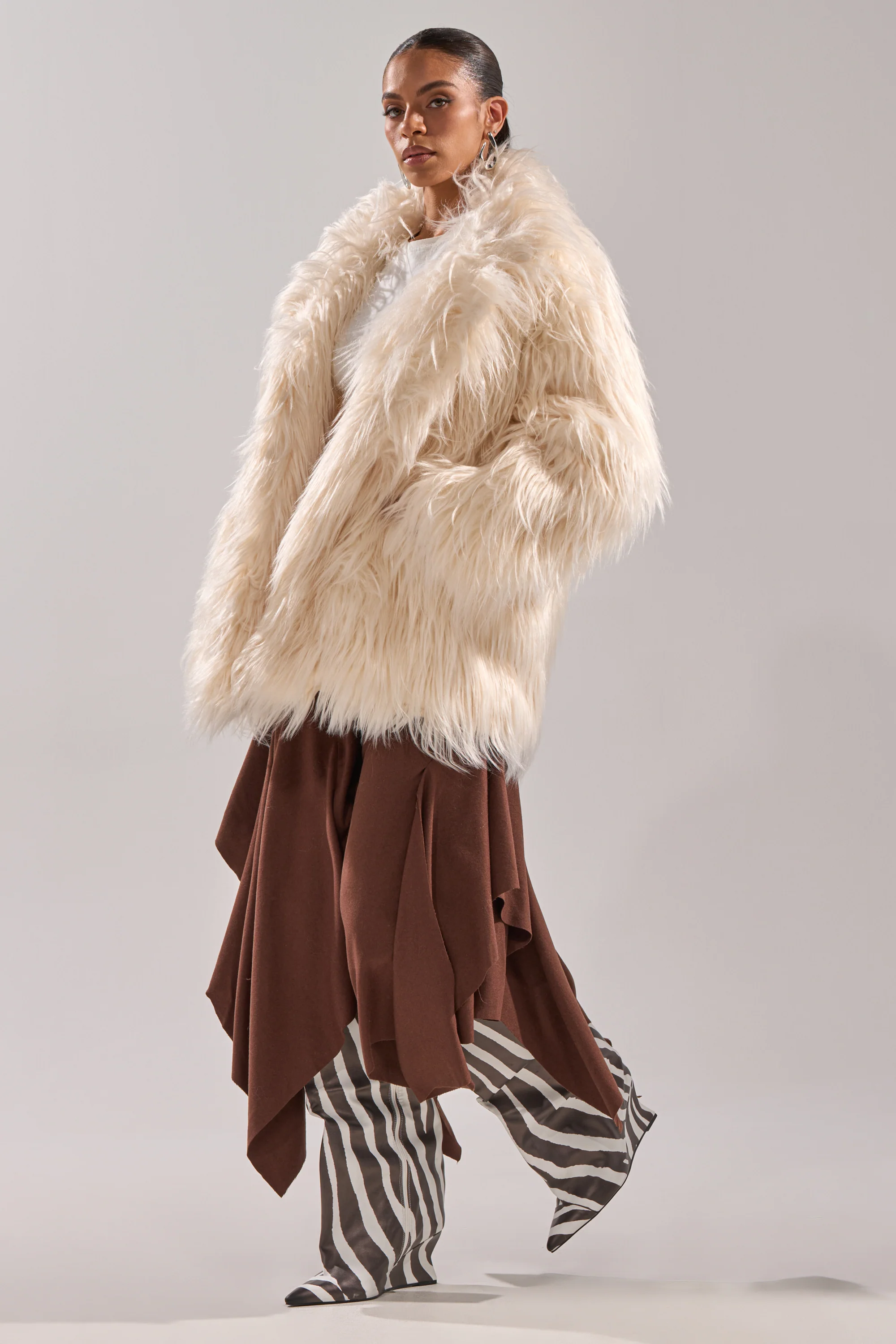 PARK CITY FAUX FUR COAT - Image 8