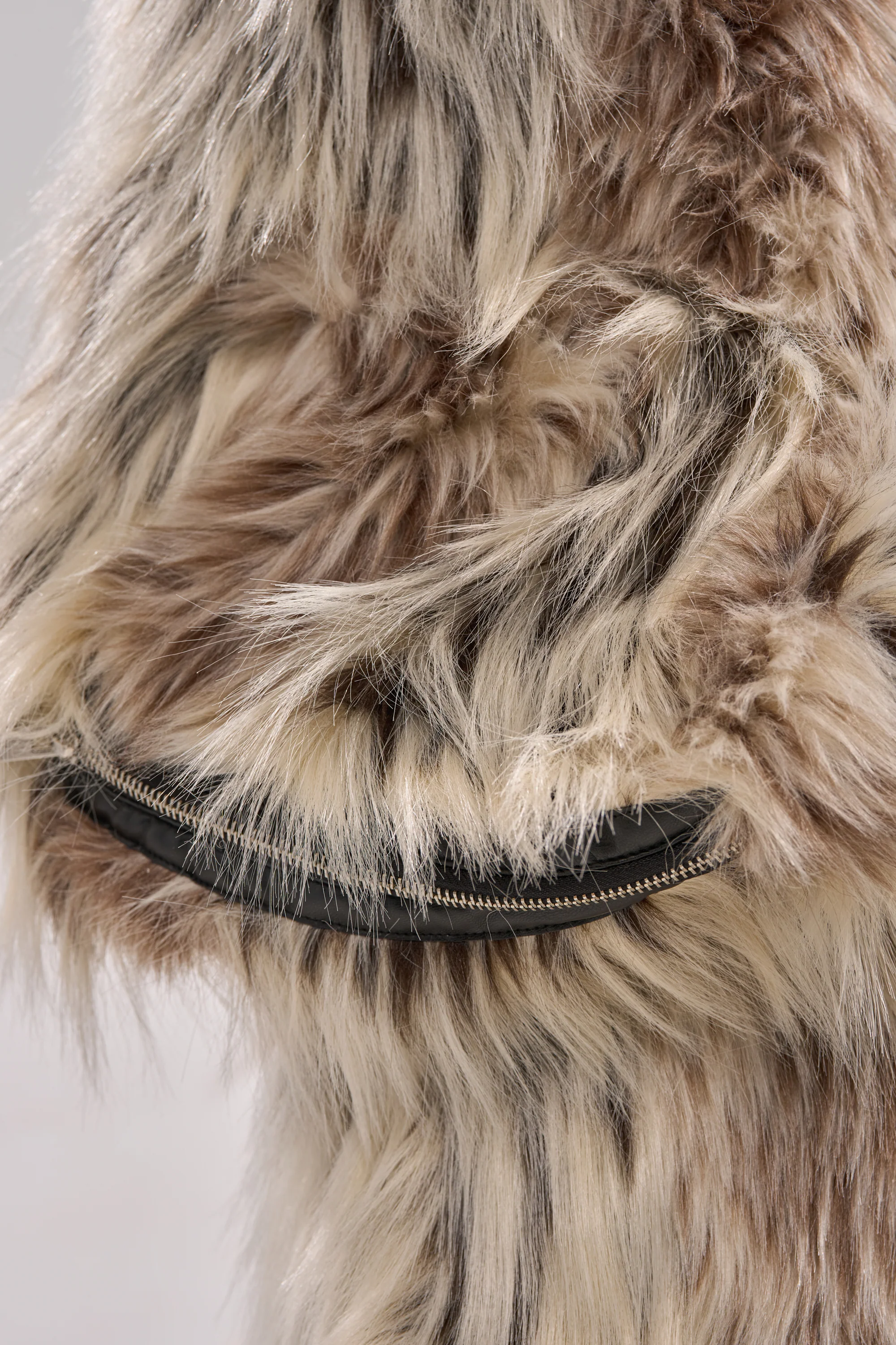 PARTICULAR TASTE FAUX FUR - Image 9