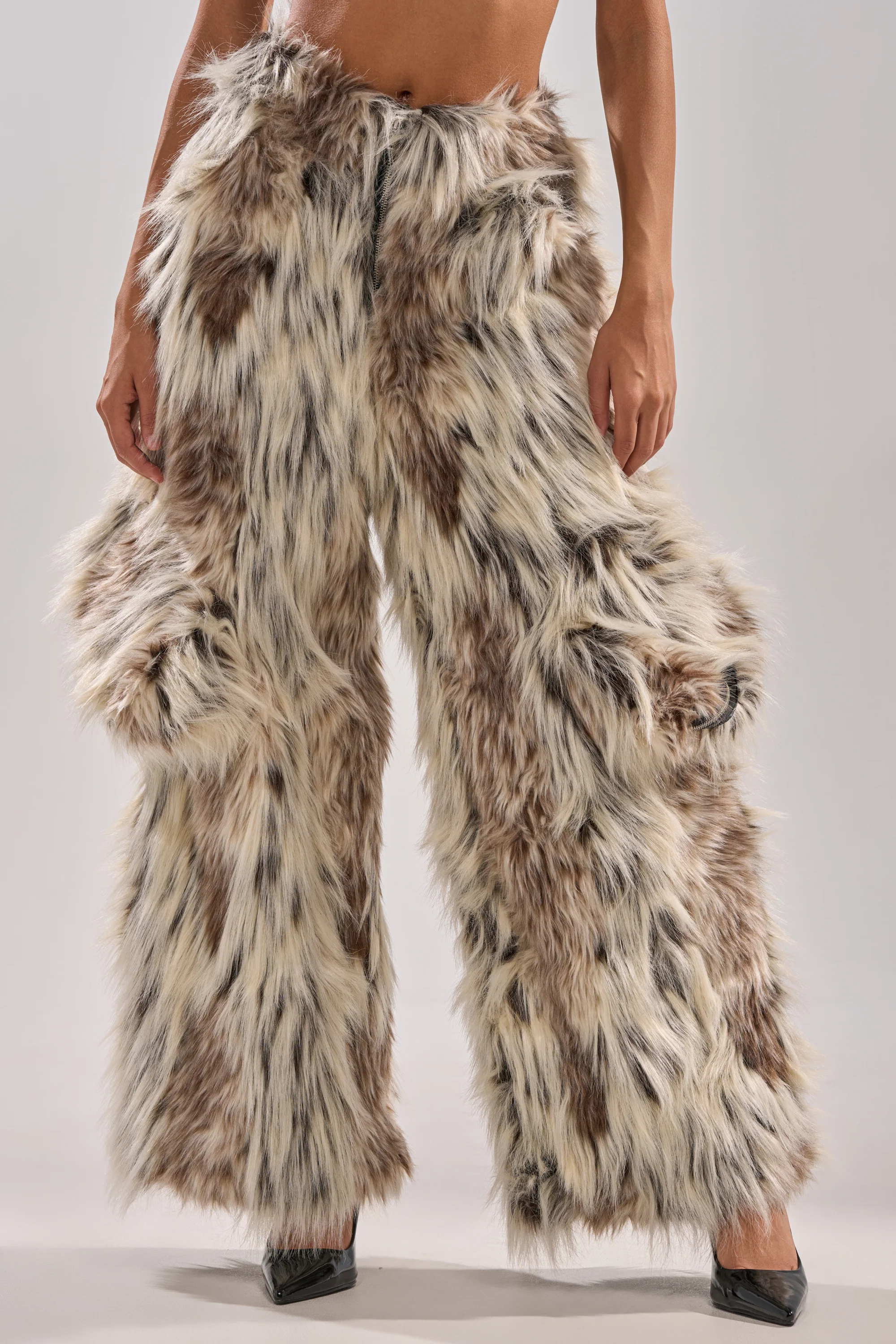 PARTICULAR TASTE FAUX FUR CARGO PANTS - Image 4