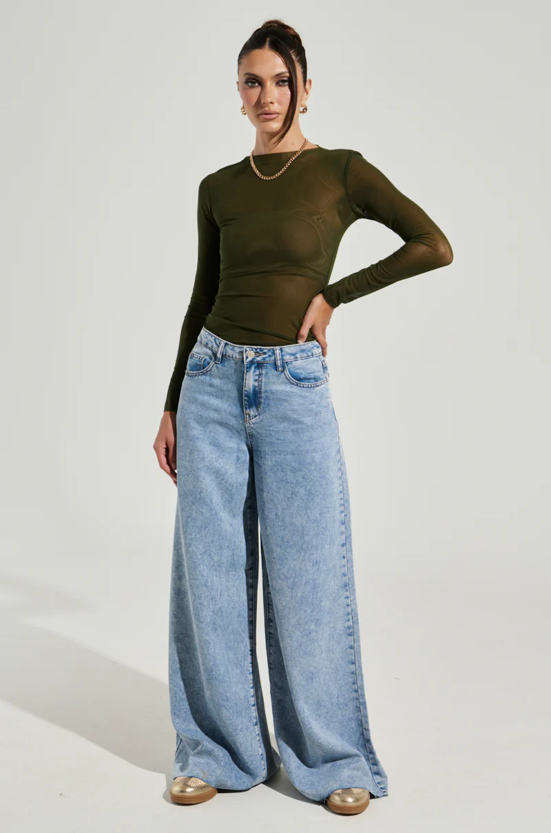 PAXTON RAW HEM LONG SLEEVE MESH TEE IN OLIVE - Image 6