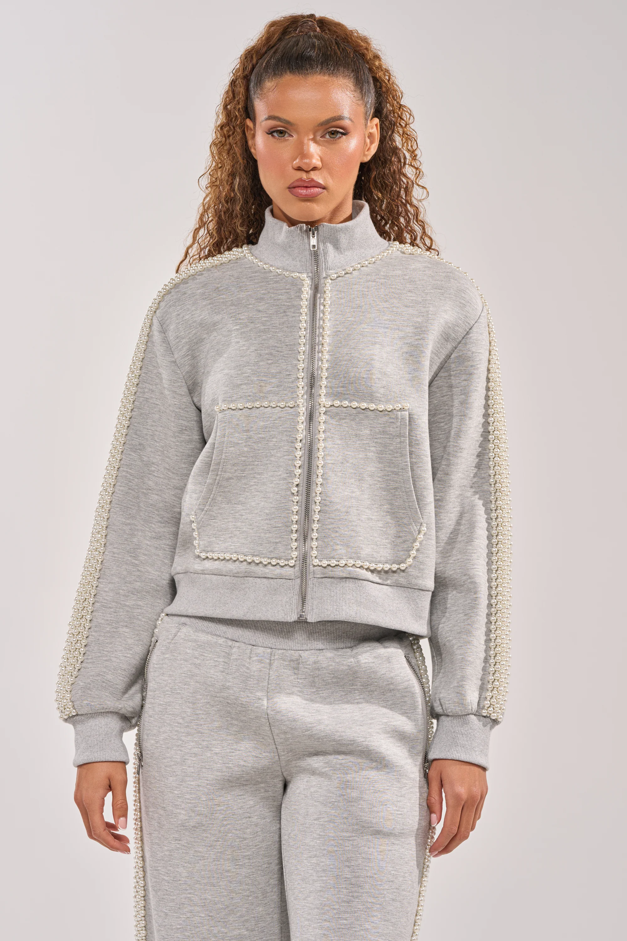 PEARL GIRL ZIP UP SWEATSHIRT IN GREY - Image 3