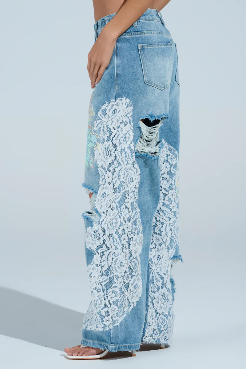 PICKING PETALS FLORAL AND LACE DETAIL DENIM PANTS - Image 7