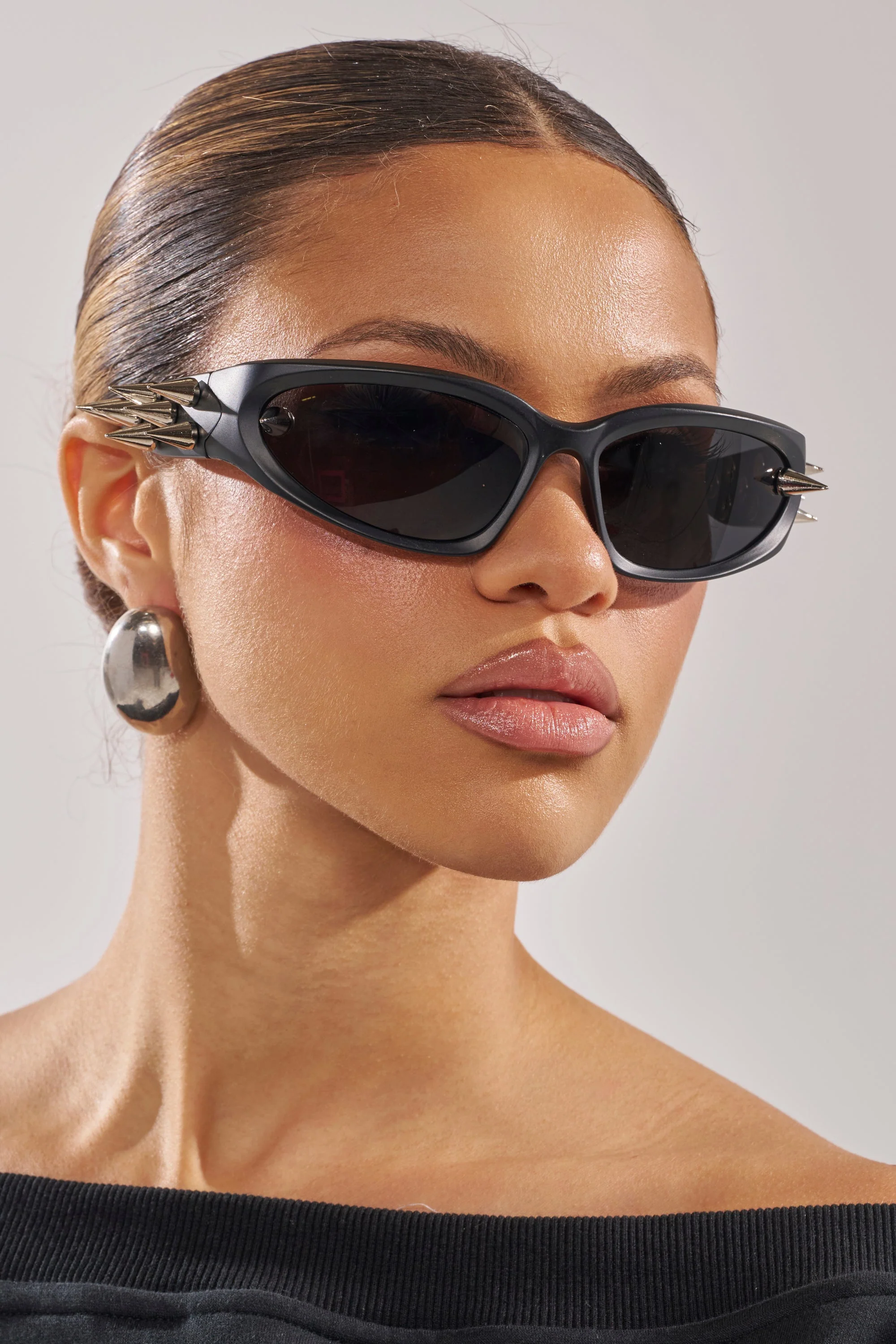 PIERCE ME SUNGLASSES - Image 3