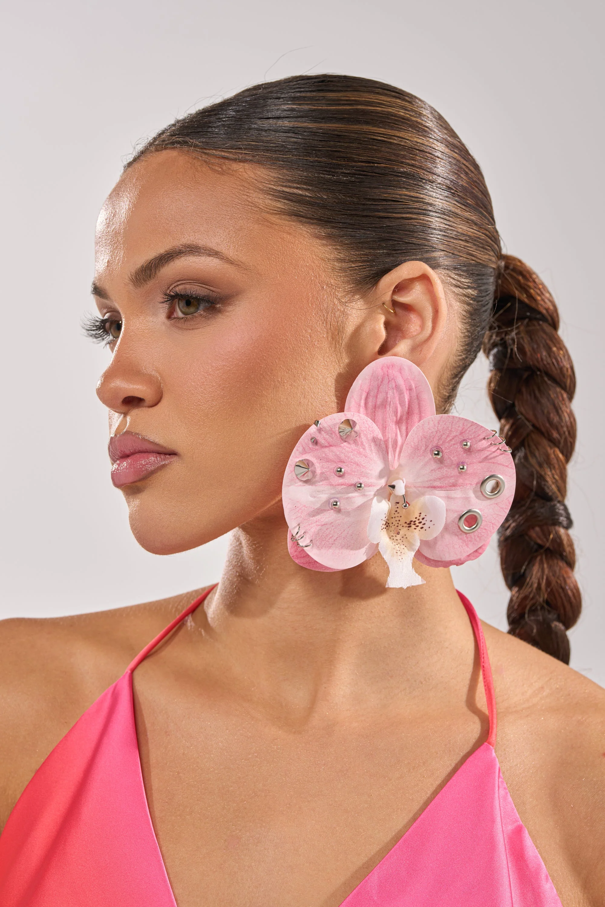 PIERCED ORCHID EARRING - Image 2