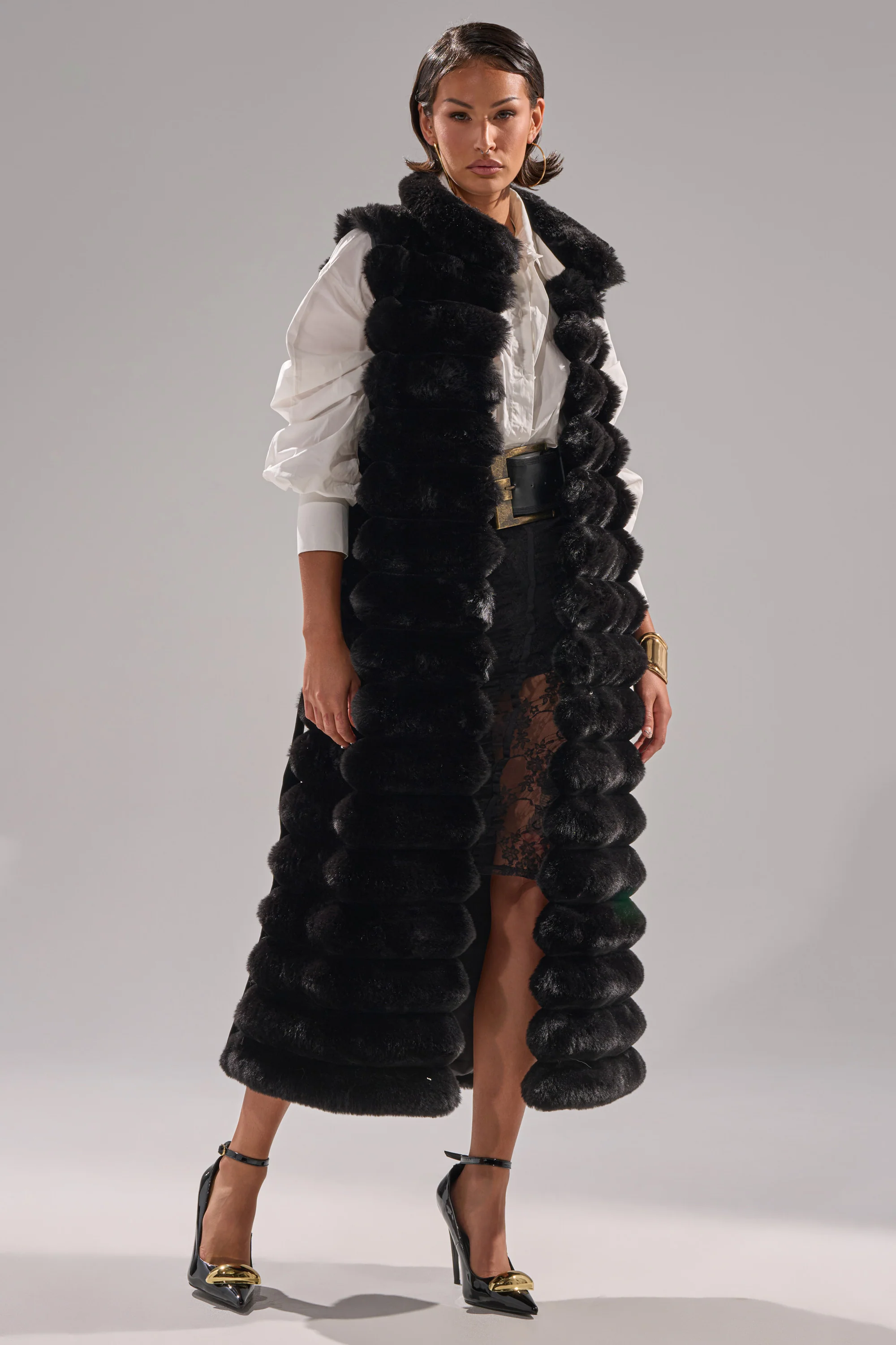 POPPY FAUX FUR VEST - Image 2