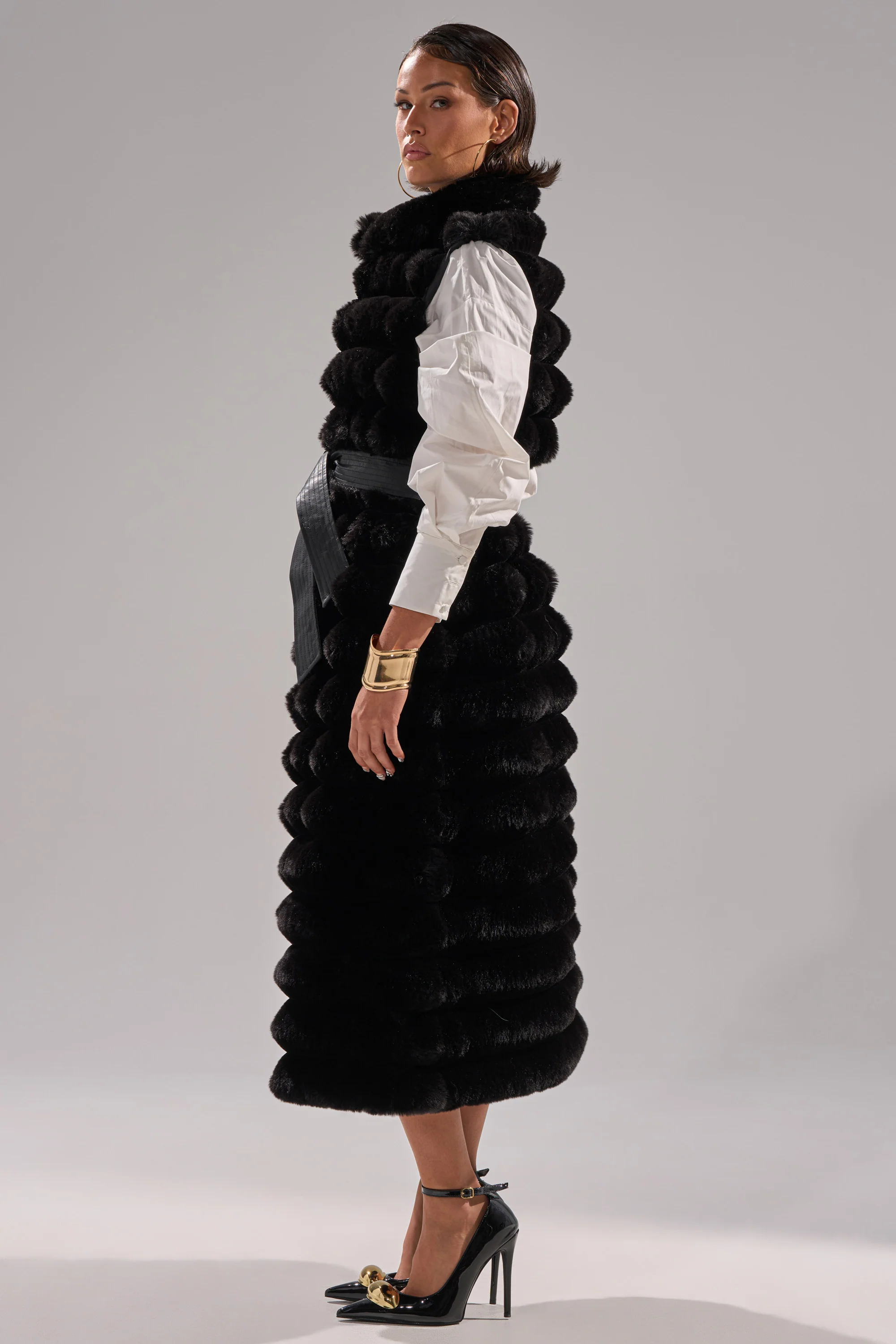 POPPY FAUX FUR VEST - Image 9