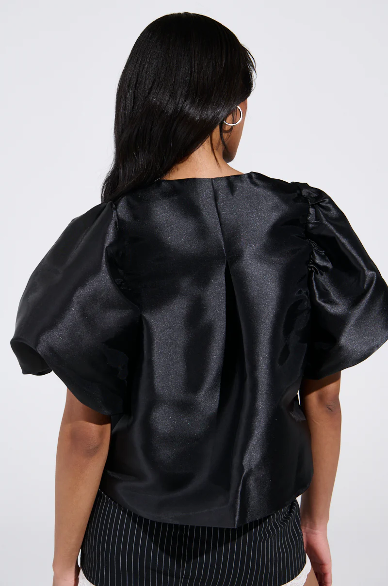 PRAIRIE CHIC CROPPED TIE FRONT BLOUSE - Image 4
