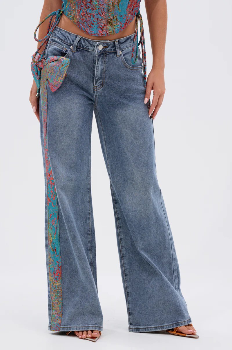 PRETTY GIRL PROBLEMS DENIM WITH BOW - Image 3
