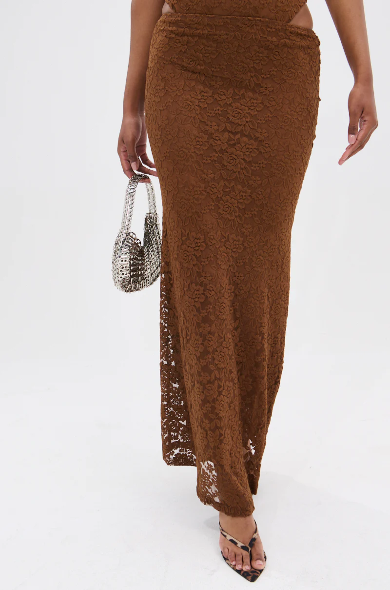 PUCKER UP LACE MAXI SKIRT - Image 2