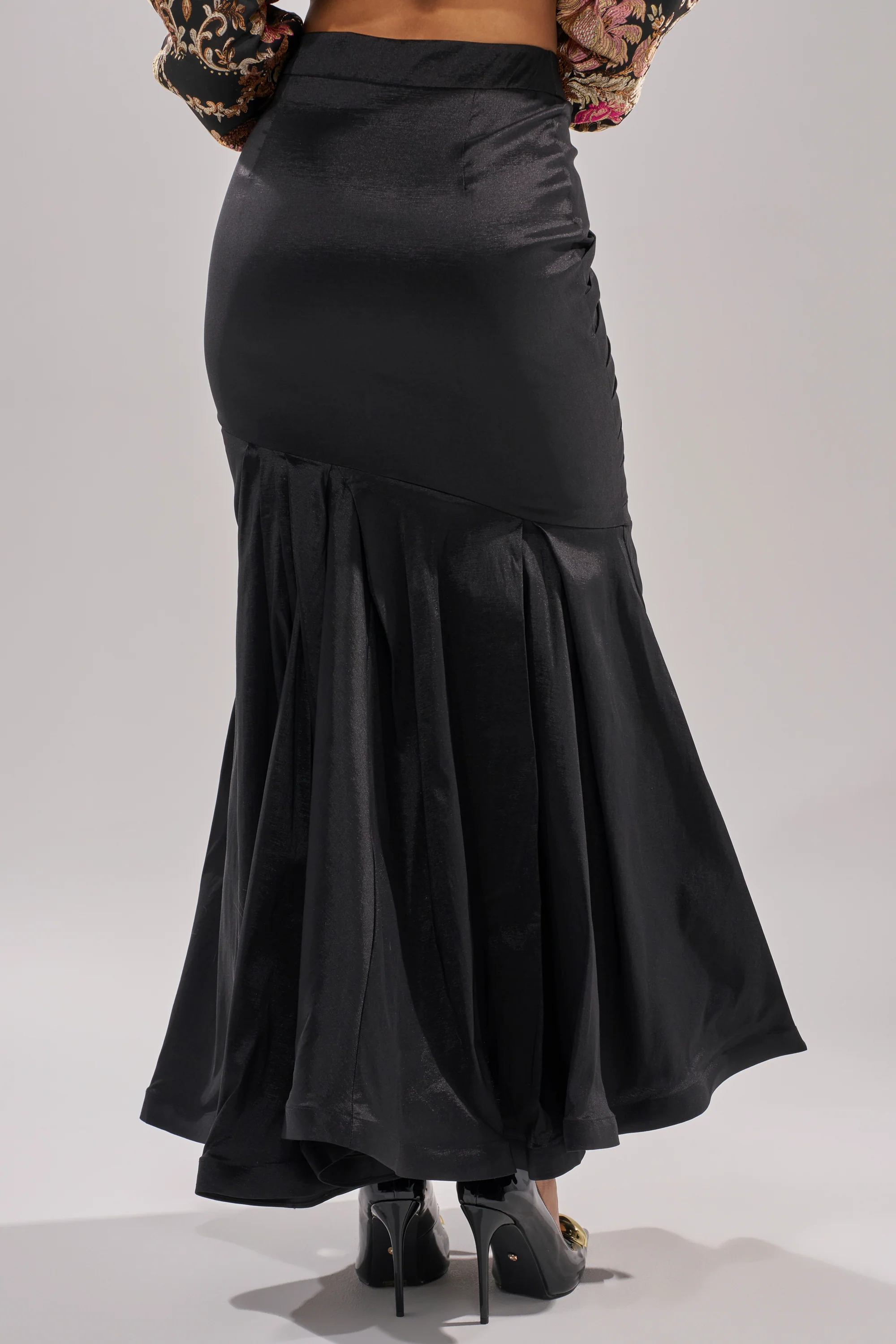 QUEEN OF IT ALL MAXI SKIRT - Image 3