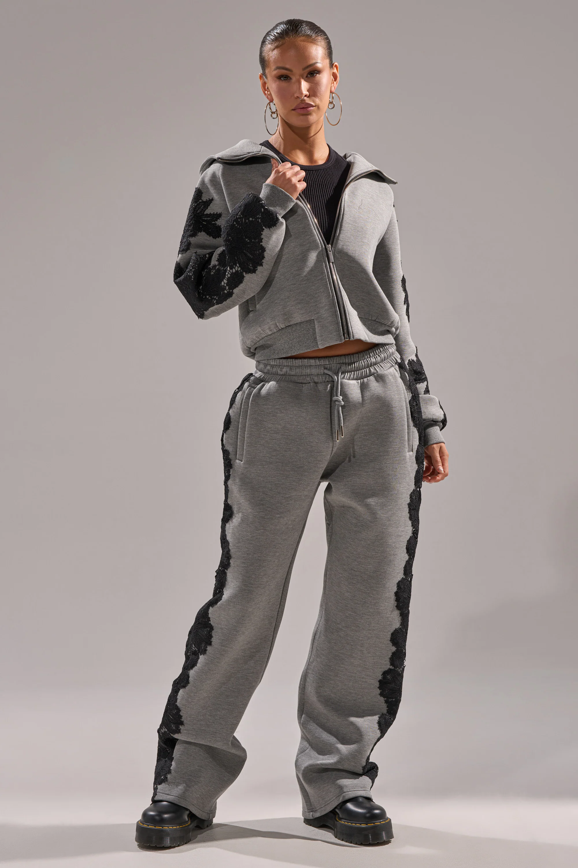 RAQUEL ZIP UP SWEATSHIRT - Image 11